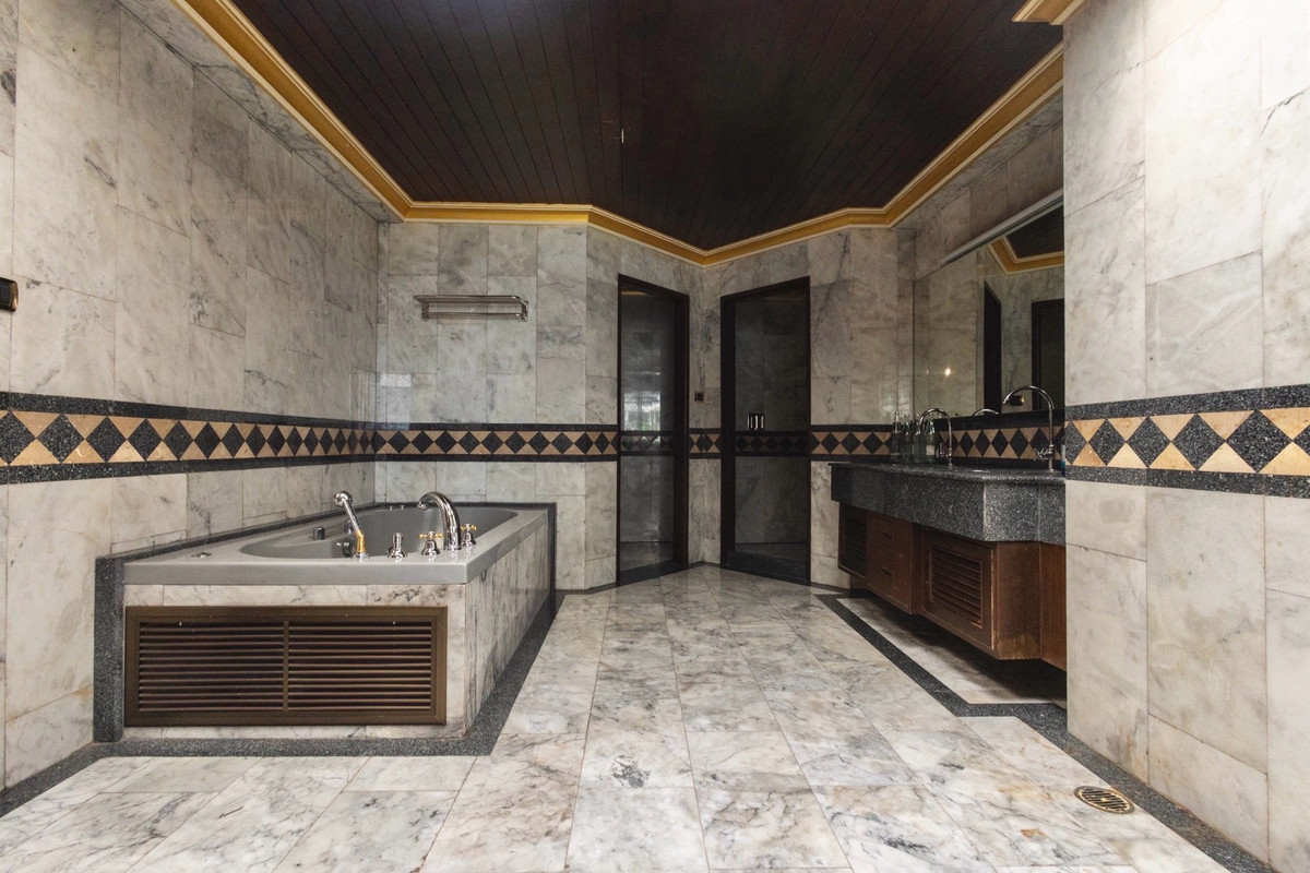 ขายบ้านสาทร นราธิวาส : บ้านเดี่ยว สาทร เย็นอากาศ ใกล้ CBD ทำเล Prime เหมาะอยู่อาศัย โฮมออฟฟิศ และลงทุน
