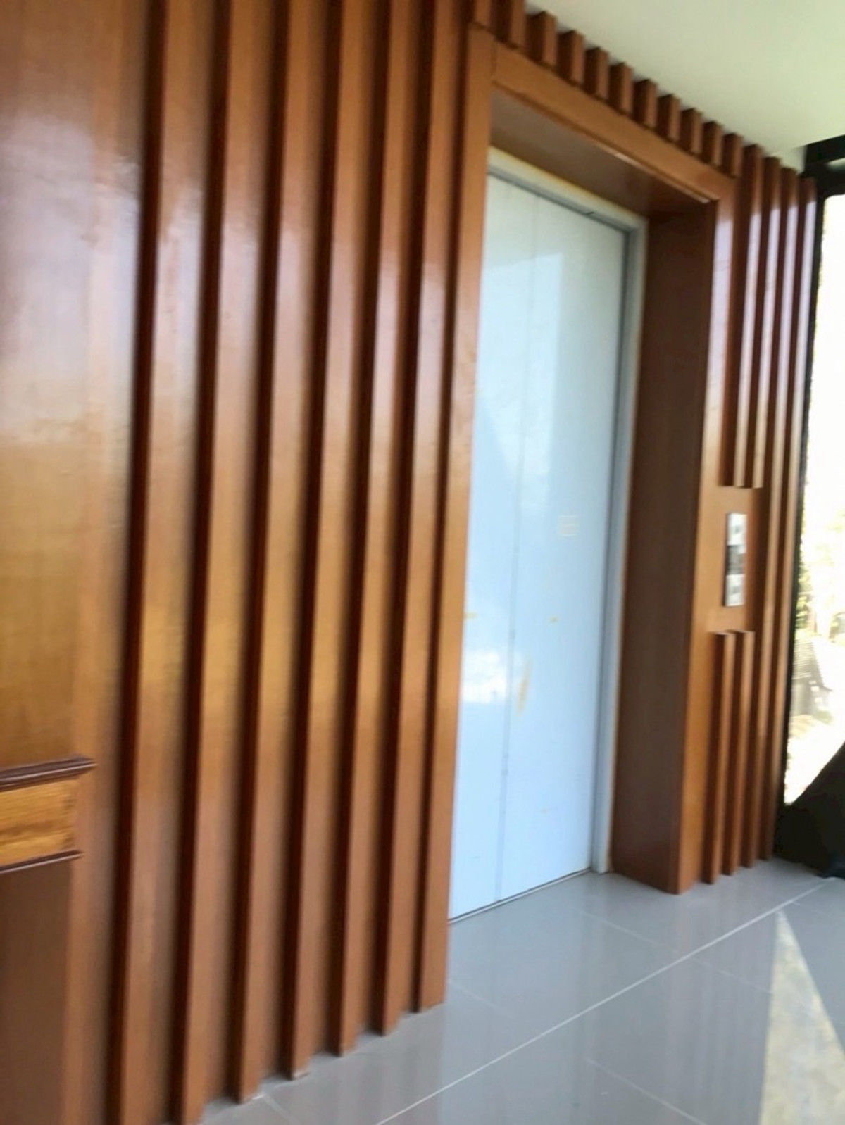 For SaleHotel&Apartment BusinessMin Buri, Romklao : 142-Unit Condo Project in Minburi–Lat Krabang Area — ~35% Below Bank Valuation, Ideal for Investment