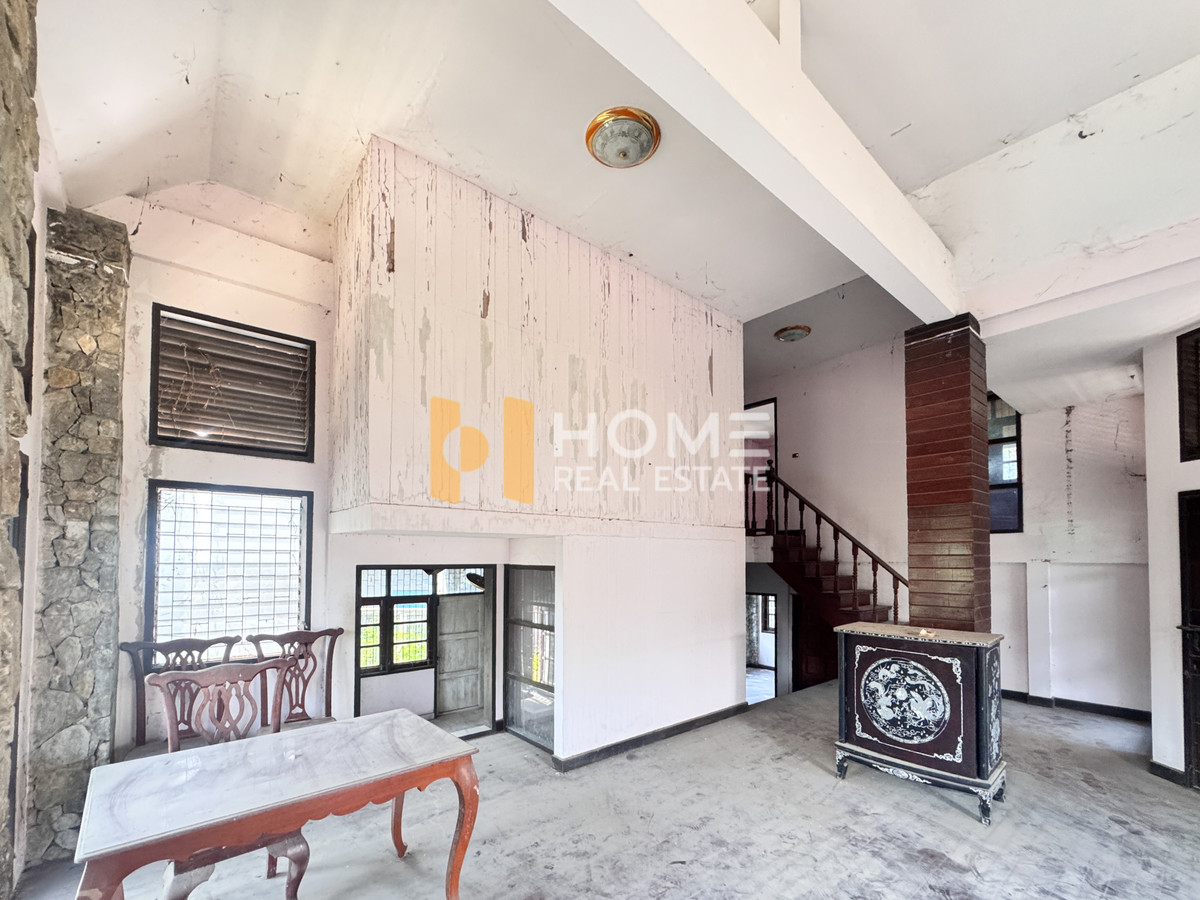 ขายบ้านศรีราชา แหลมฉบัง บ้านบึง : ที่ดินพร้อมบ้าน 121 ตารางวา บ้านไร่ดินแดงซอย 9 / 4 ห้องนอน (ขาย), Land with house 121 square wah Ban Rai Din Daeng Soi 9 / 4 Bedrooms (FOR SALE) YEAN128