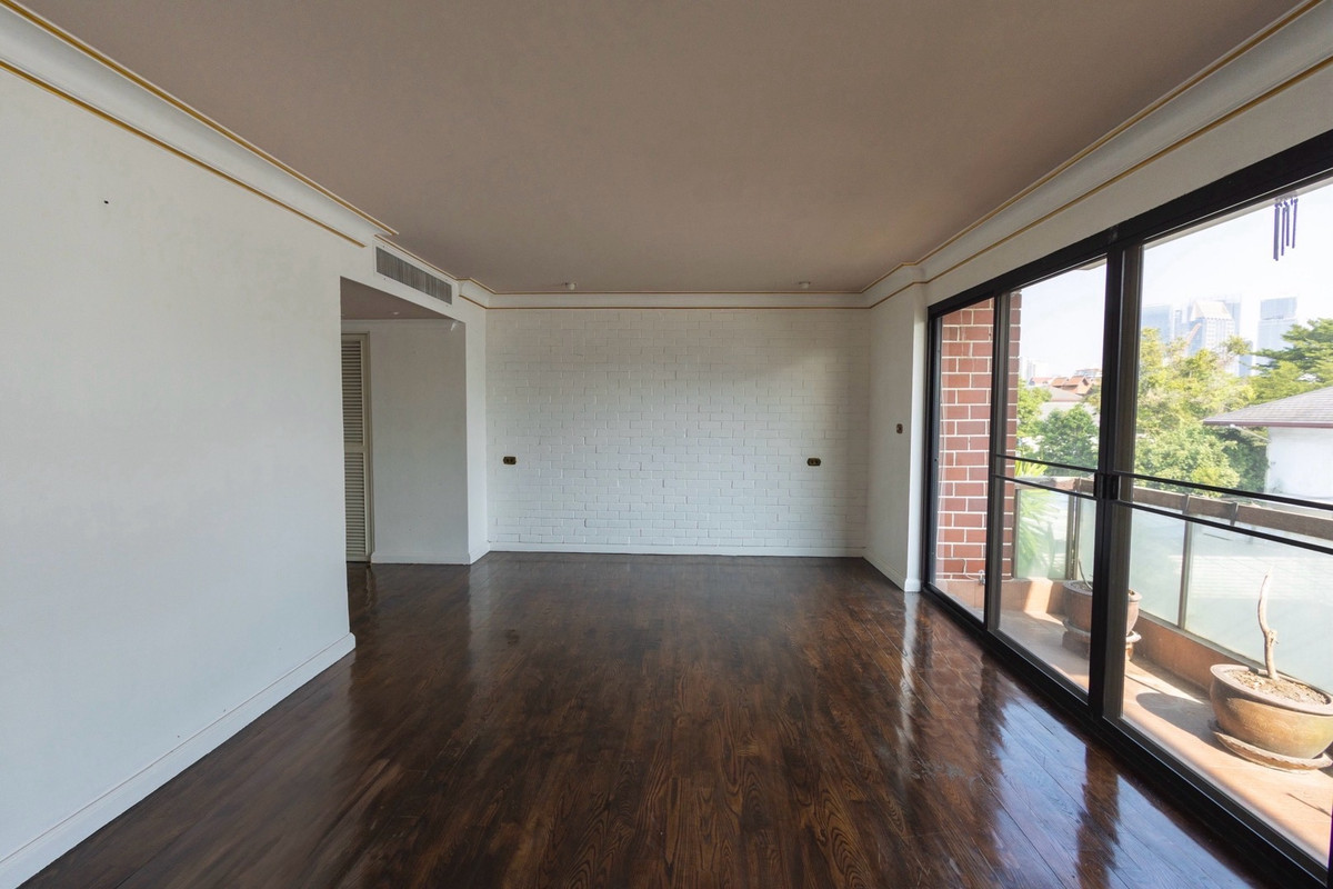 ขายบ้านสาทร นราธิวาส : บ้านเดี่ยว สาทร เย็นอากาศ ใกล้ CBD ทำเล Prime เหมาะอยู่อาศัย โฮมออฟฟิศ และลงทุน
