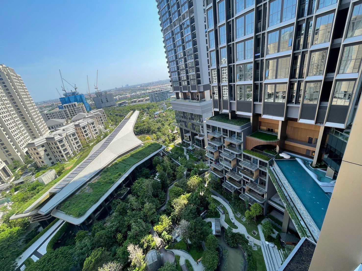 For RentCondoBangna, Bearing, Lasalle : Condo for rent, Whizdom The Forestias, near Mega Bangna, beautiful room, garden view, ready to move in.