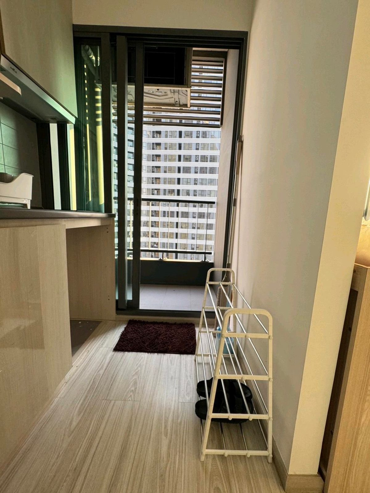 ให้เช่าคอนโดบางนา แบริ่ง ลาซาล : ห้องใหม่ ไม่เคยปล่อยเช่าเลย เครื่องซักผ้าใหม่ ว่าง เช่า ห้องสตูดิโอ 
1 ห้องน้ำ ไอดีโอ โมบิ สุขุมวิท อีสท์เกต
