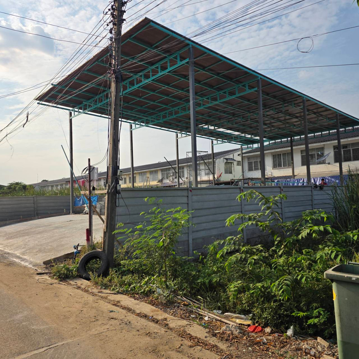 ขายโกดังปทุมธานี รังสิต ธรรมศาสตร์ : ไม่ต้องเช่า!! ขายโกดัง 100วา ซอยไสวประชาราษฎร์33 ซอยร่วมสุข8 ใกล้สถานีรถไฟฟ้าสายสีเขียว สถานีคลอง4 N26 ตลาดเอซี ลำลูกกา