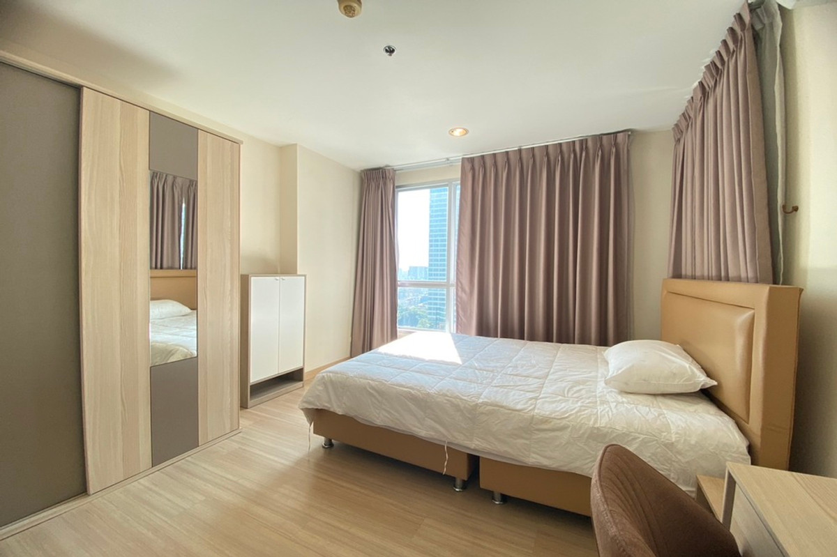 CondoSathorn, Narathiwat : 🔥 For Sale - Rent !! high floor 17++, Good location !! 🔥 Code C20221200672..........Life@Sathorn 10, 1 bedroom, 1 bathroom, furnished, ready to move in, Special Deal!!📣📣