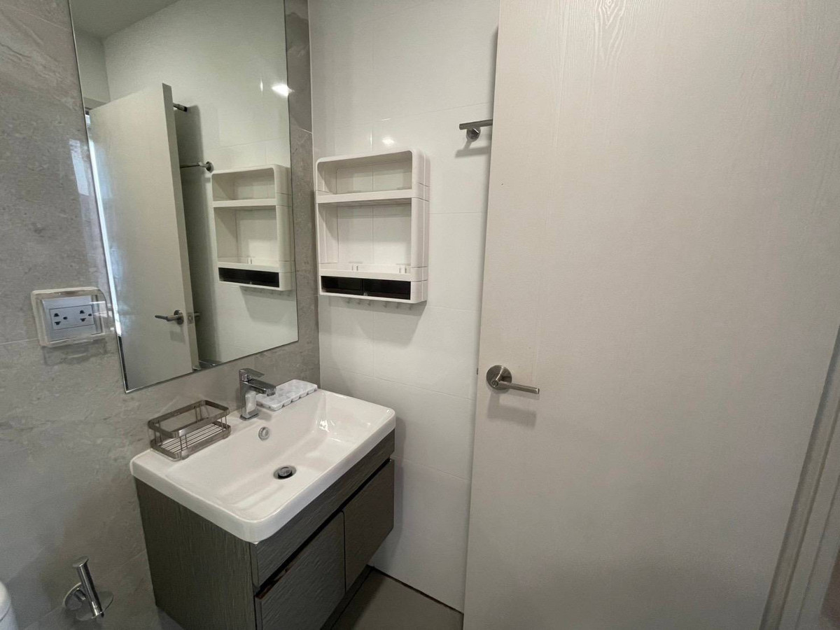 For RentCondoRamkhamhaeng, Hua Mak : For rent 📍 Modiz Rhyme Ramkhamhaeng 📍 Fully furnished with appliances. Near MRT Ramkhamhaeng.