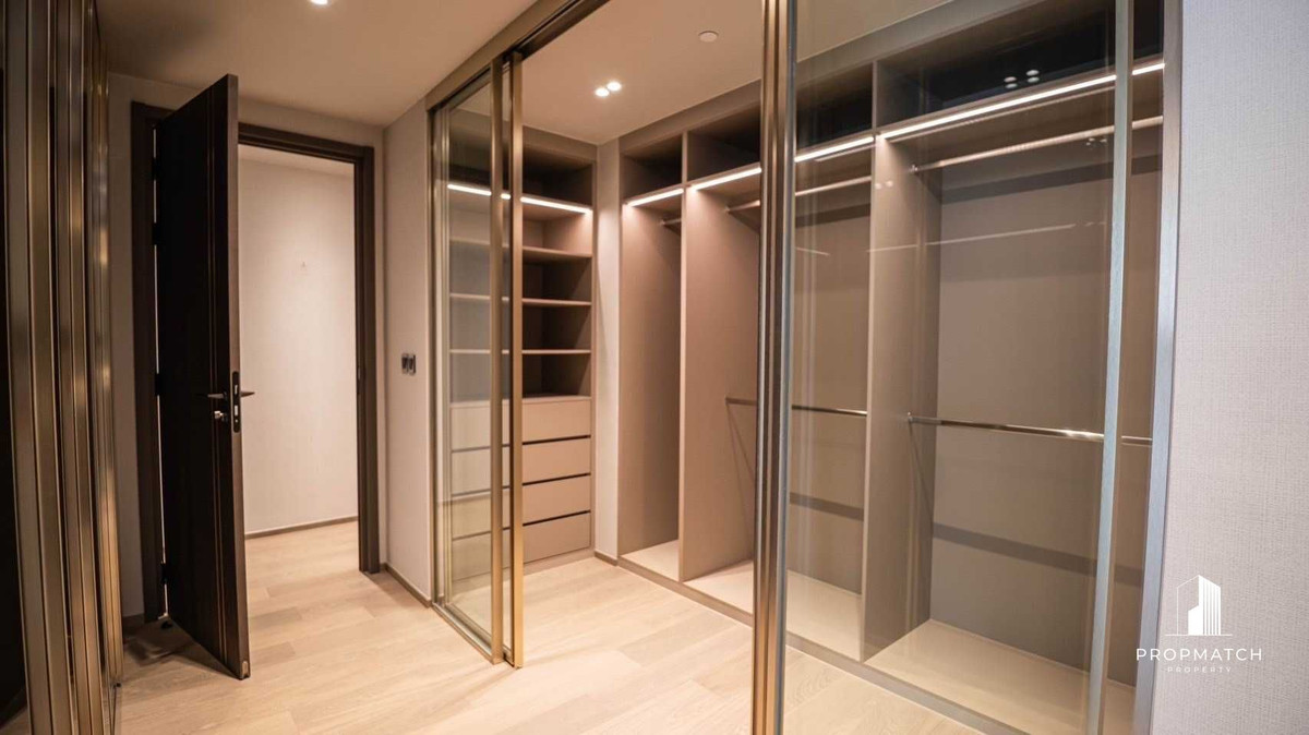 For SaleCondoWitthayu, Chidlom, Langsuan, Ploenchit : Luxury Freehold Residence | Spacious 118 Sq.m. | Prime Langsuan Tel.0984628898