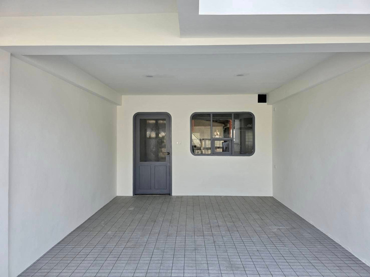 ให้เช่าทาวน์โฮมโชคชัย4 ลาดพร้าว71 : RH031026 ให้เช่า ทาวน์เฮาส์ 2 ชั้น รีโนเวทใหม่ ย่าน ลาดพร้าว เฟอร์นิเจอร์ครบ