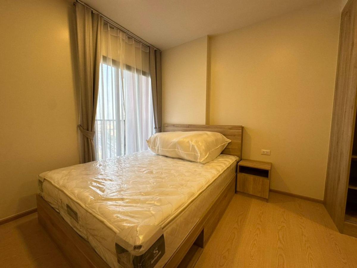 For RentCondoRama9, Petchburi, RCA : 🔥Rent Now+🔥 The Base Urban Rama 9, near MRT Rama 9 station. Fully furnished and ready to move in.