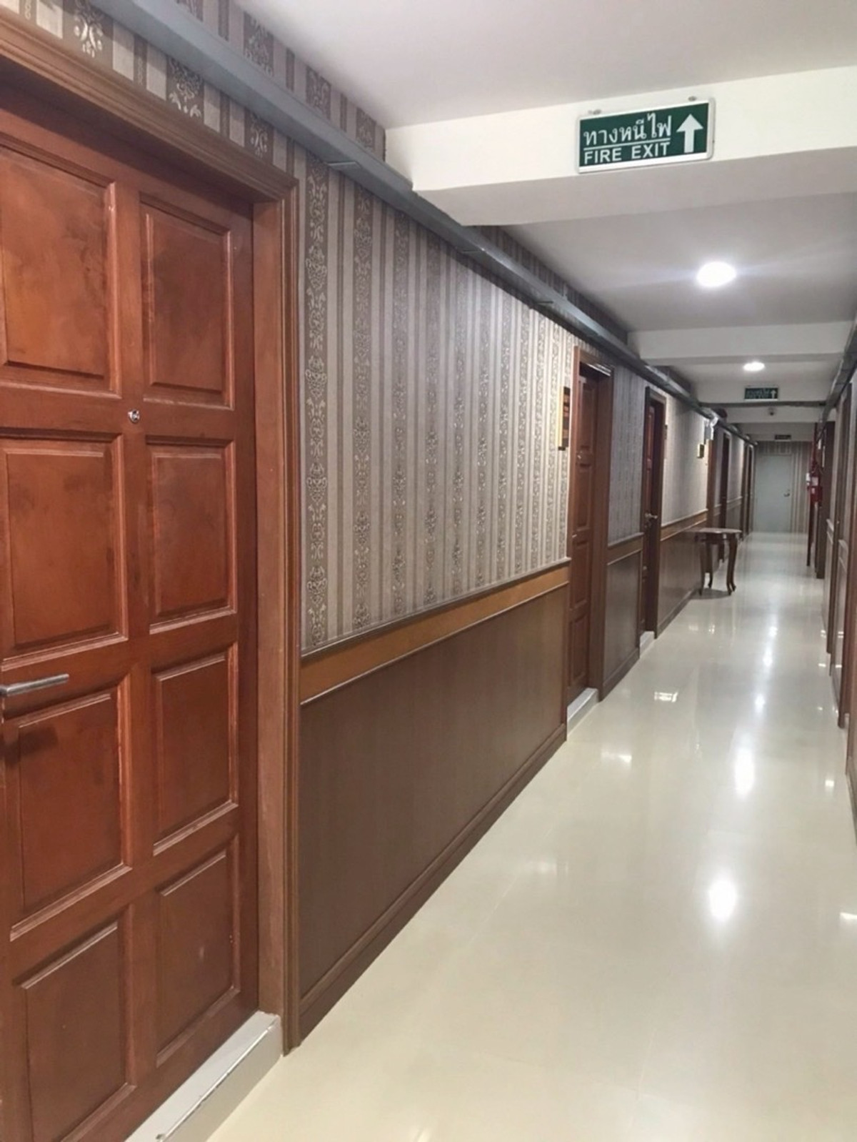 For SaleHotel&Apartment BusinessMin Buri, Romklao : 142-Unit Condo Project in Minburi–Lat Krabang Area — ~35% Below Bank Valuation, Ideal for Investment