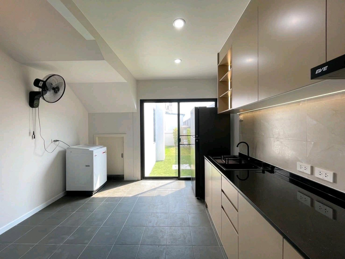 ให้เช่าบ้านสมุทรปราการ สำโรง : 🎗️🍃 บ้านสวยทำเลศักยภาพ ใกล้ห้าง ใกล้โรงเรียนนานาชาติ เหมาะกับครอบครัวต่างชาติ/ผู้บริหารที่ทำงานย่านบางนา 🚙 เพียง 4 นาที ถึง เมกาบางนา