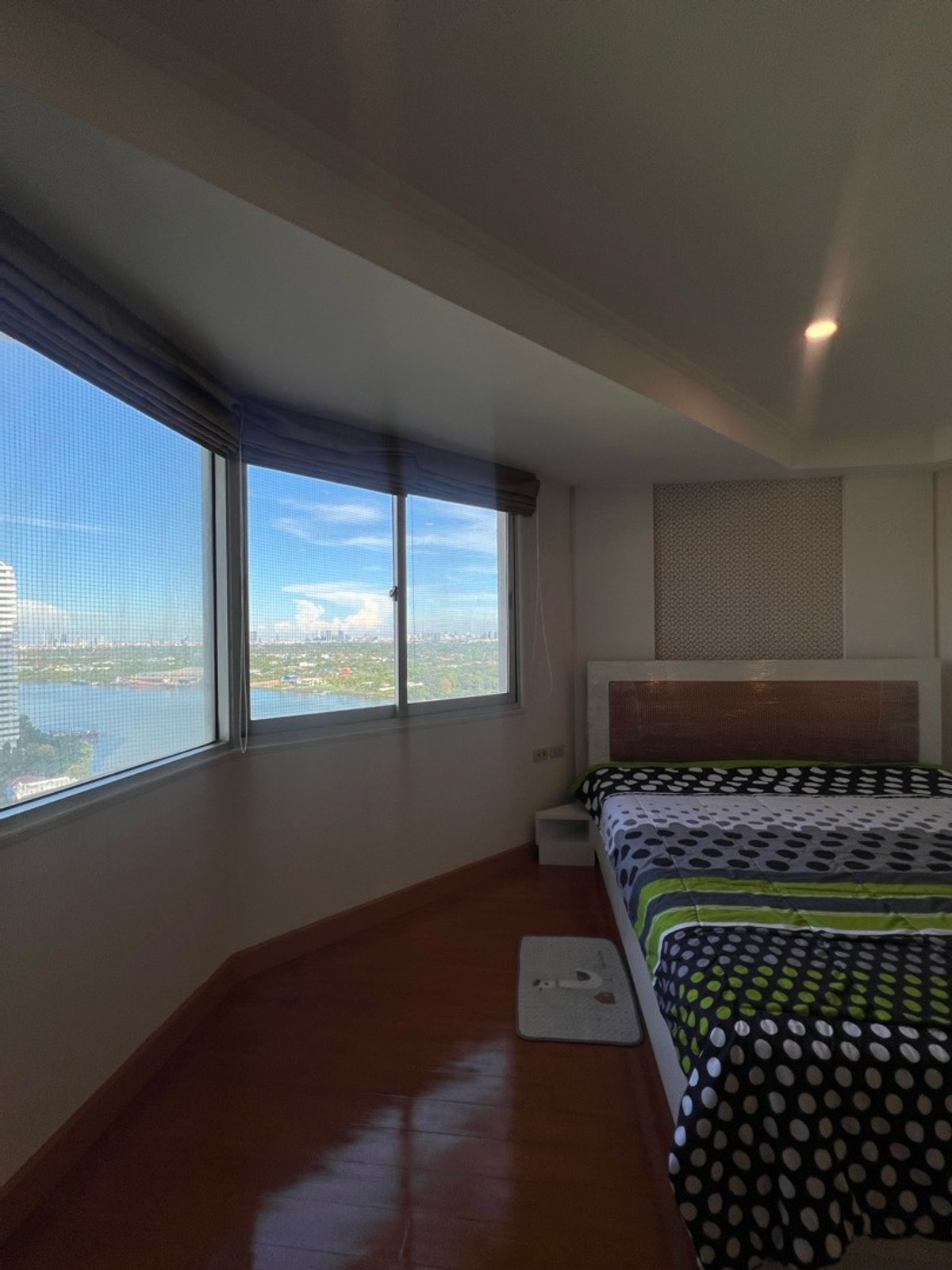 For SaleCondoRama3 (Riverside),Satupadit : 🔥Room for sale, river view, high floor, SV City