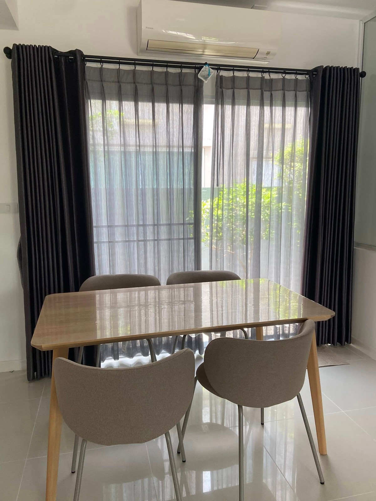 ให้เช่าทาวน์โฮมสมุทรปราการ สำโรง : อินดี้ 3 บางนา กม.7 / 3 ห้องนอน (เช่า), Indy 3 Bangna Km 7 / 3 Bedrooms (FOR RENT) YOK041