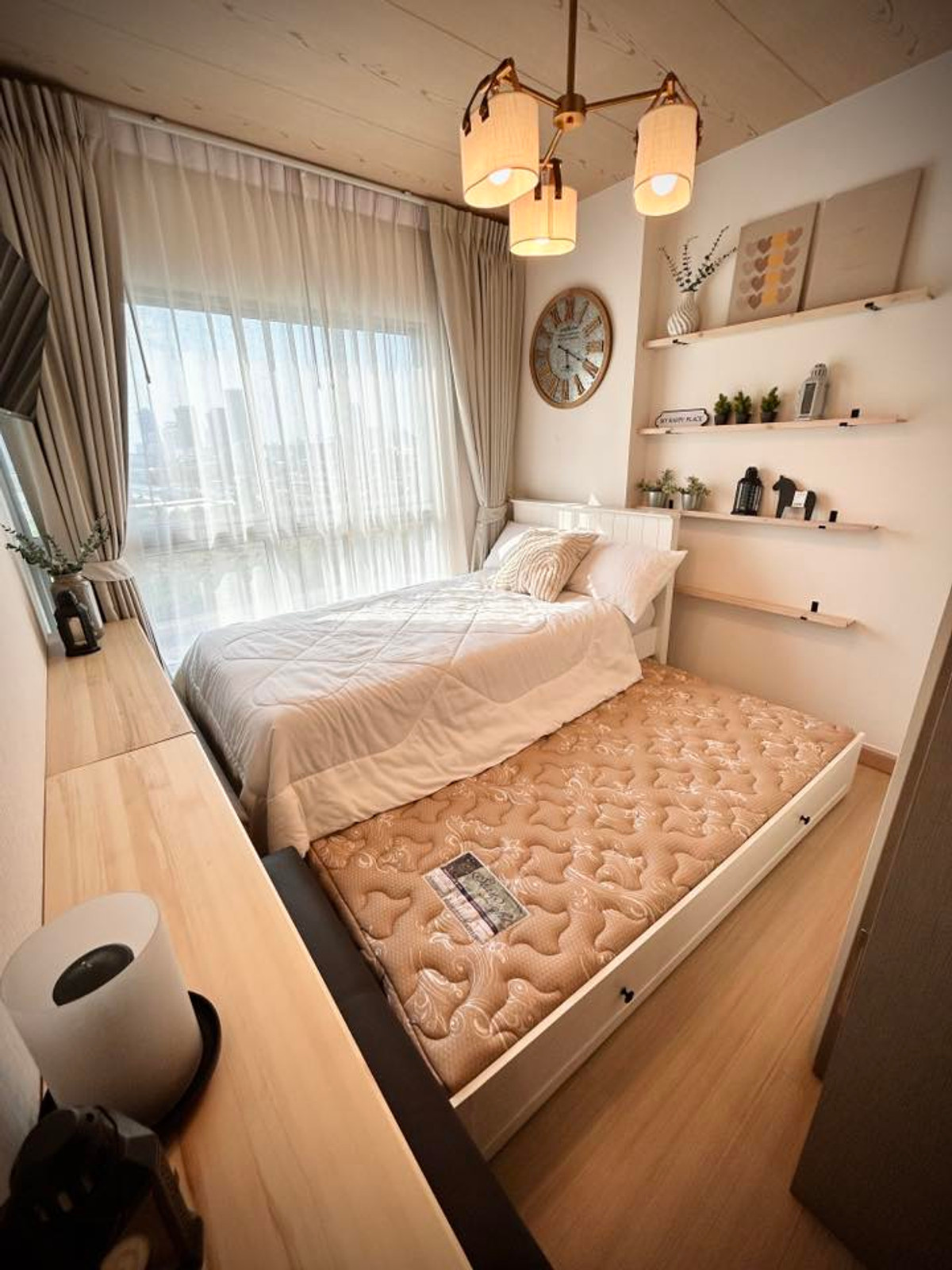 For RentCondoRama9, Petchburi, RCA : Condo for rent, 3 bedrooms, near MRT Rama 9: Suplalai Veranda Rama 9 project, very beautifully decorated, ready to move in, only 100k!!