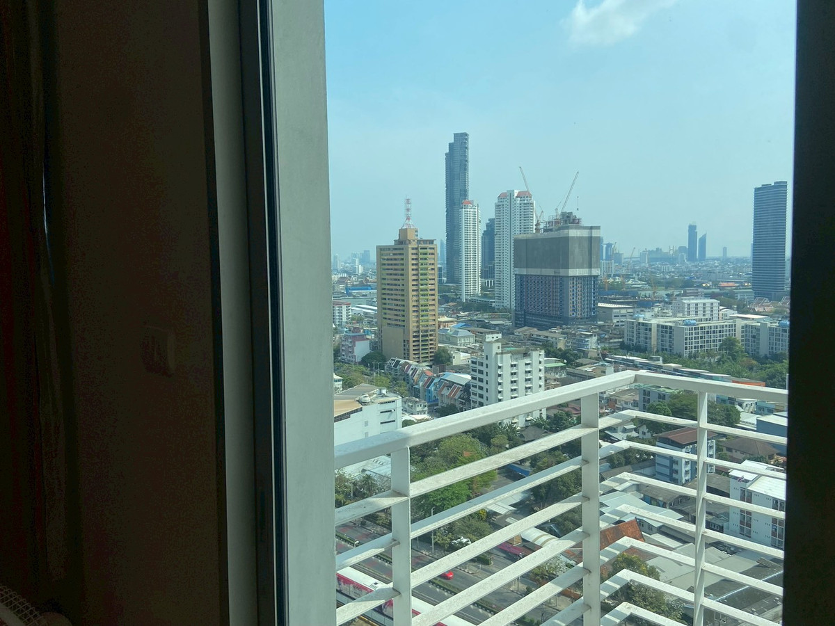 For RentCondoWongwianyai, Charoennakor : (For rent) Condo Villa Sathorn, Studio 42 Sq.m, GOOD PRICE! , high floor, beautiful view,openㅡ Next to 🚆BTS Krung Thonburi