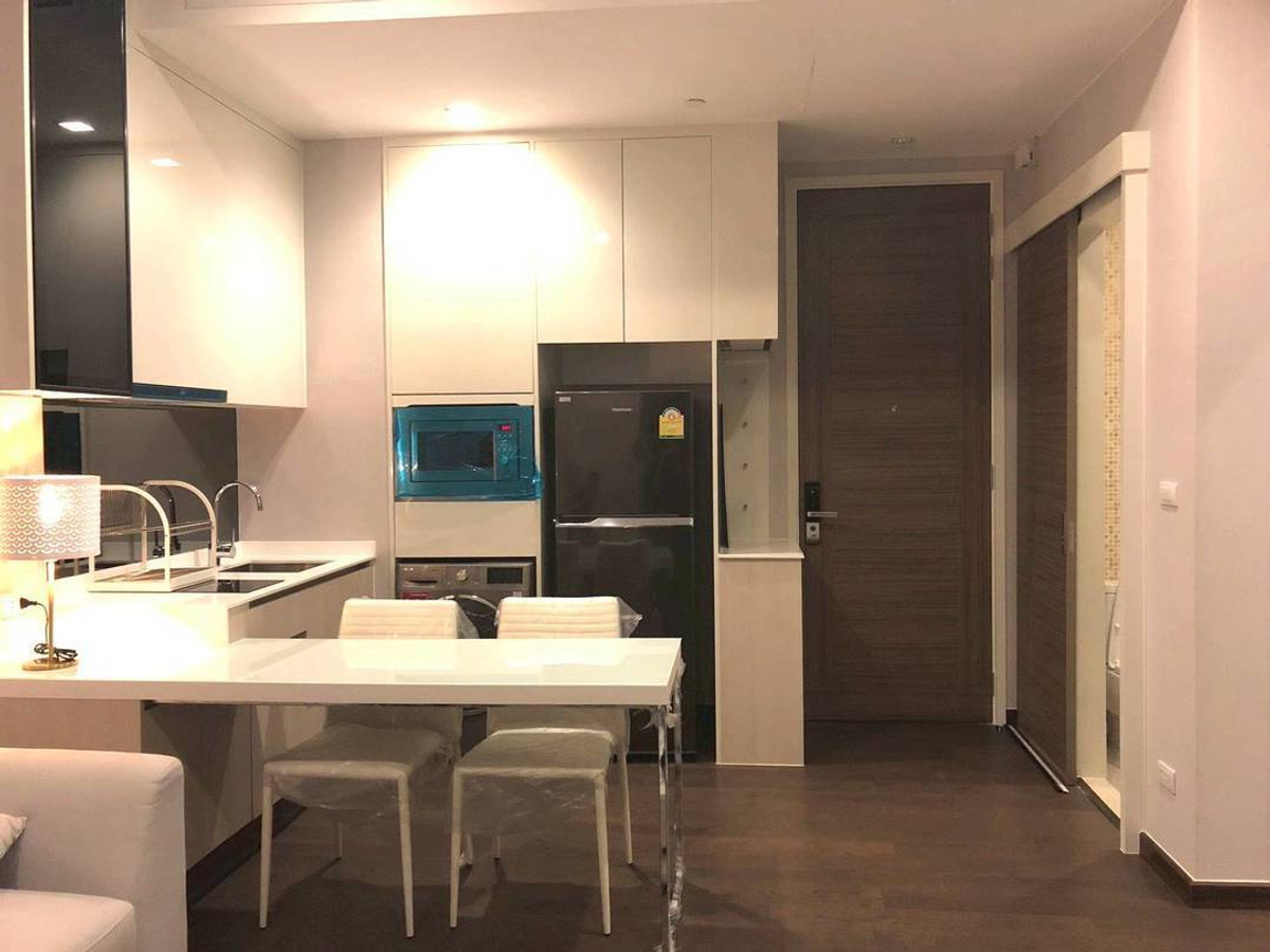 ให้เช่าคอนโดพระราม 9 เพชรบุรีตัดใหม่ RCA : Q Asoke for rent