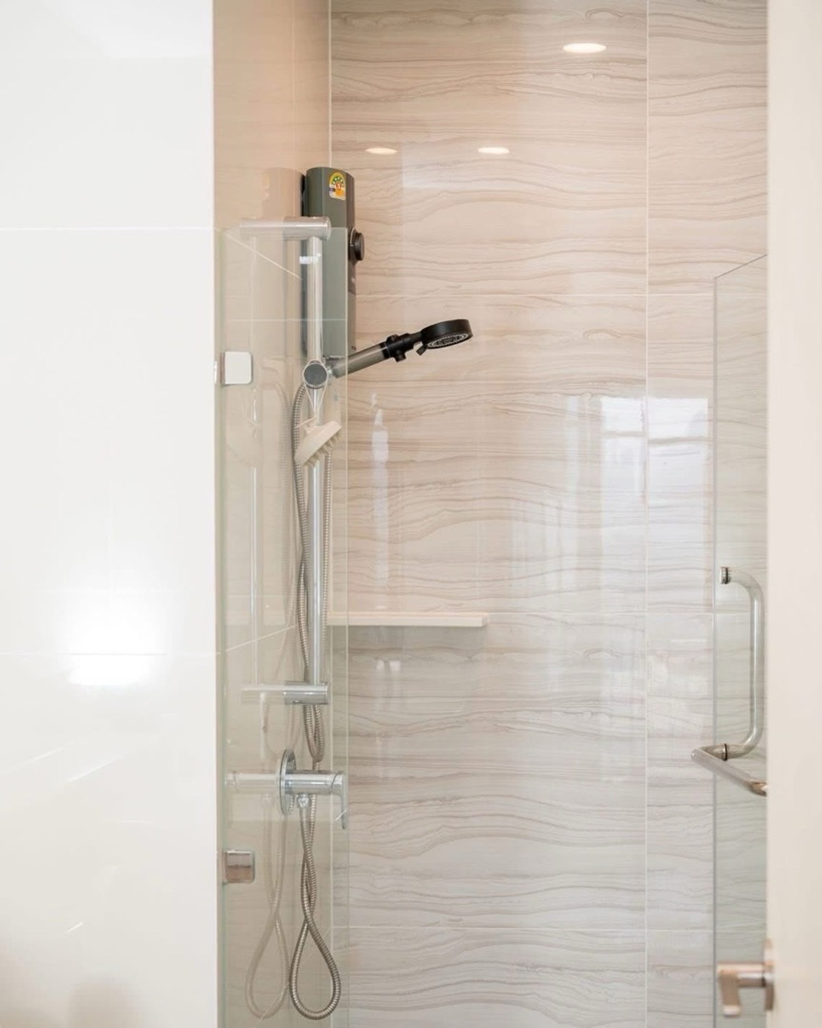 ให้เช่าคอนโดคลองเตย กล้วยน้ำไท : ให้เช่า Life Rama 4 - Asoke