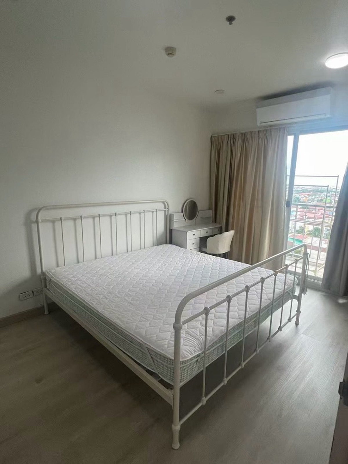 For RentCondoPattanakan, Srinakarin : Condo for rent The Parkland Srinakarin