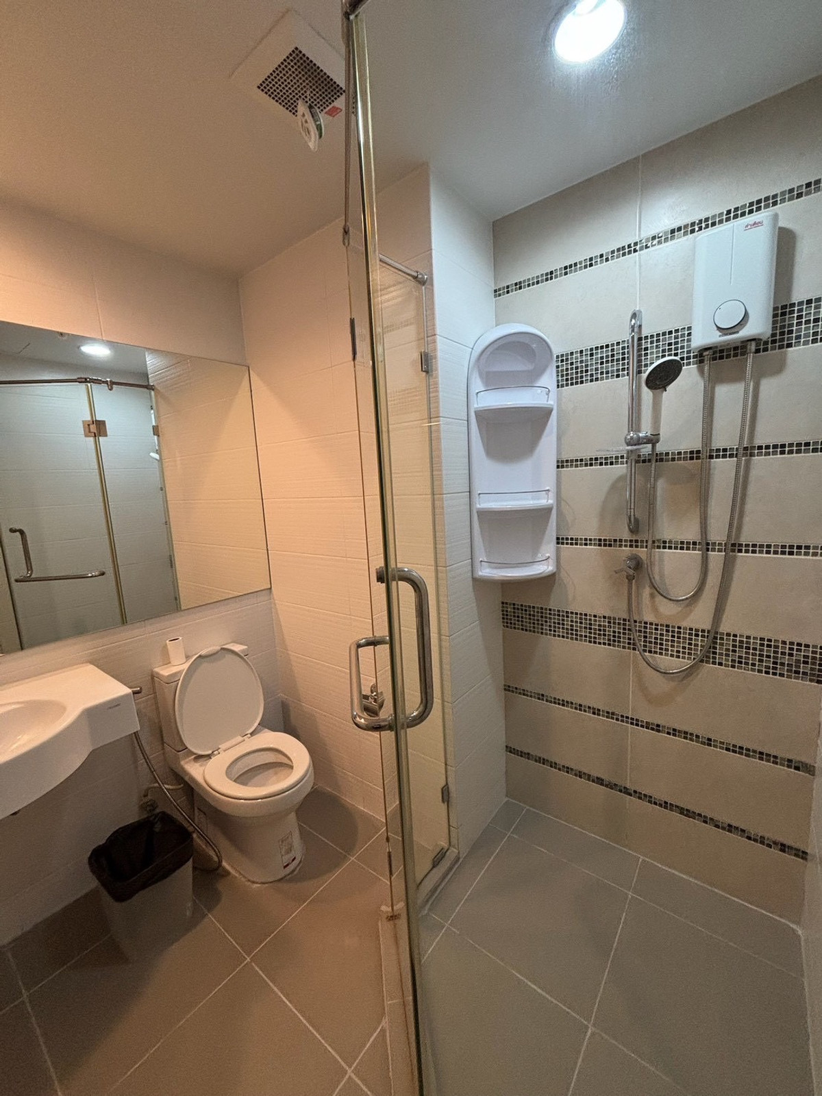 For RentCondoSathorn, Narathiwat : For Rent 🔥 Centric Sathorn - Saint Louis 🔥 Fully furnished with appliances, near BTS Saint Louis.