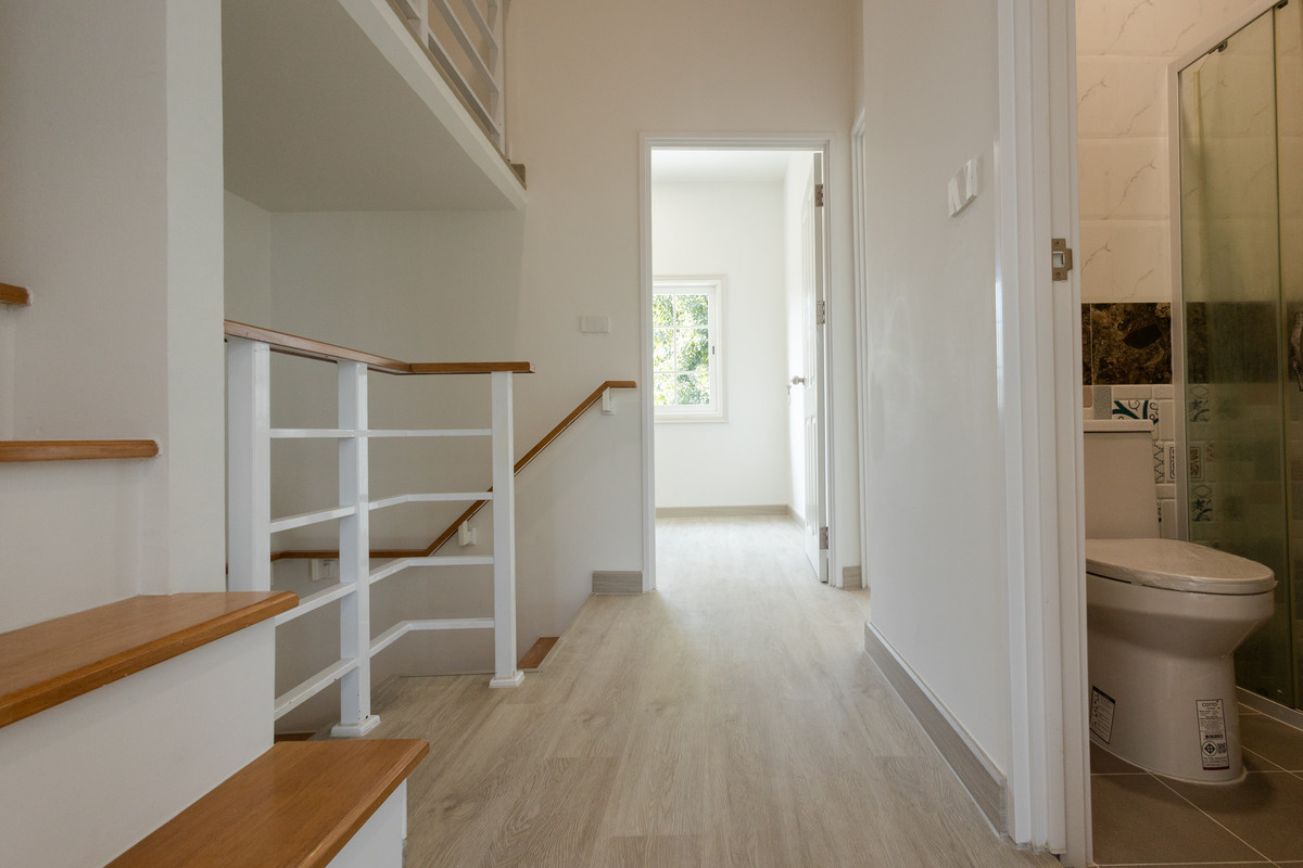 ขายทาวน์โฮมลาดกระบัง สุวรรณภูมิ : รับเข้ามาอีก 1 หลัง เตรียมรีโนเวทใหม่ทั้งหลัง ✨ 🏡 ทาวน์โฮมหลังมุม ทำเลดีในโครงการ Golden Town บางนา–สวนหลวง