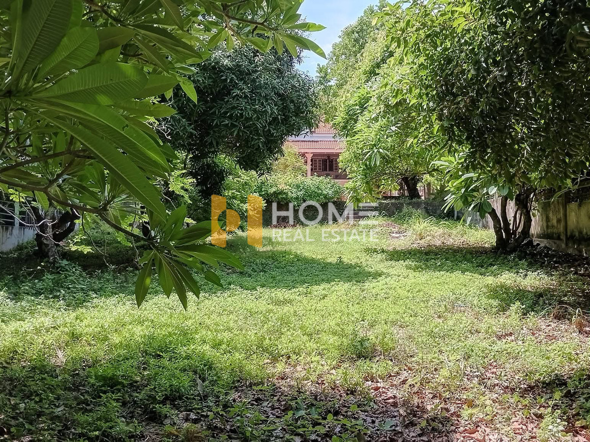 ขายที่ดินศรีราชา แหลมฉบัง บ้านบึง : ที่ดินพร้อมบ้านติดทะเล 1 ไร่ซอย 14 ต.บางพระ อ.ศรีราชา จ.ชลบุรี /(ขาย), Land with a house next to the sea 1 rai Soi 14 Bang Phra Sub Si Racha Dist Chonburi /(FOR SALE) YEAN127