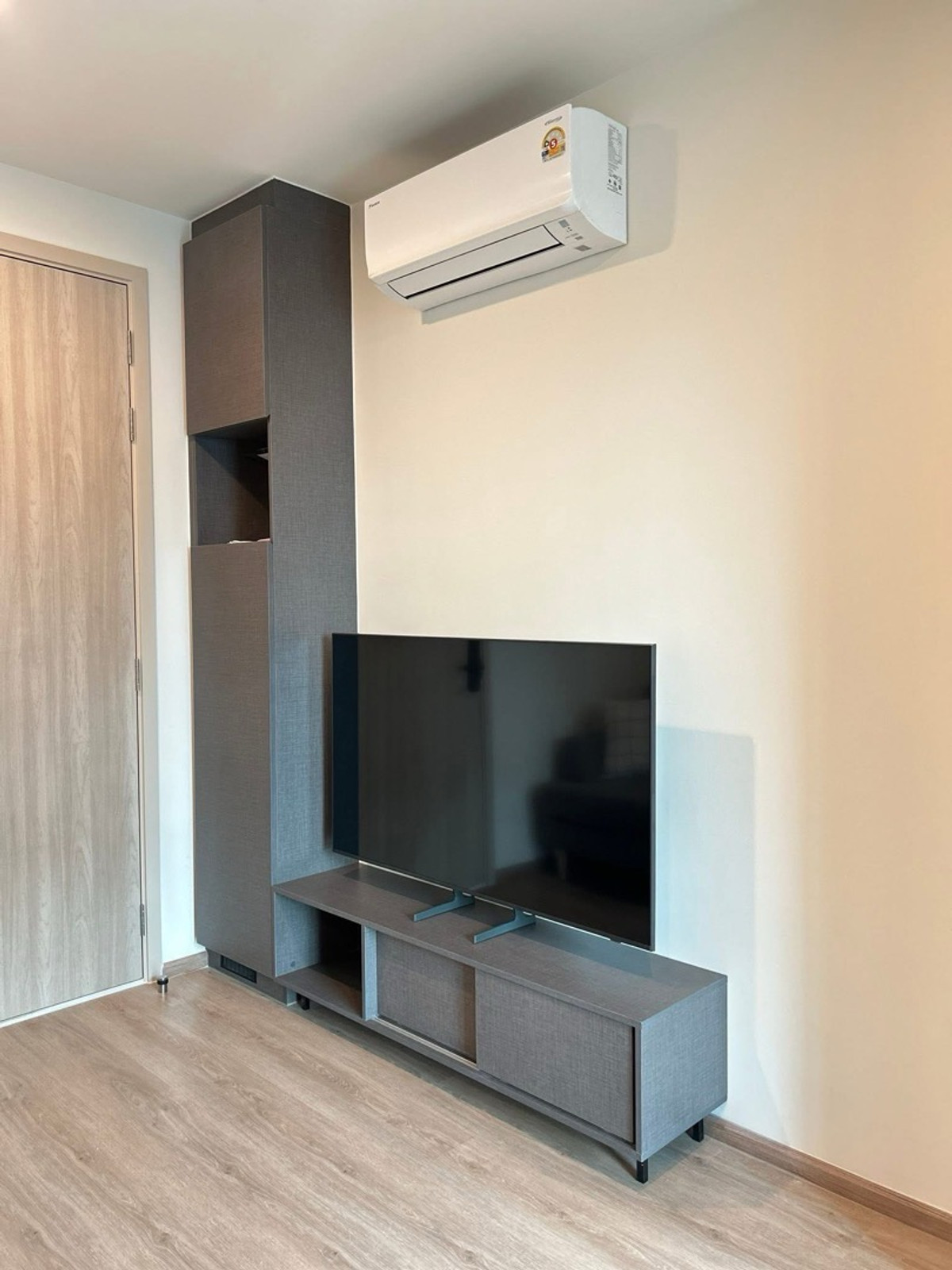 For RentCondoRama9, Petchburi, RCA : For rent Nue district R9