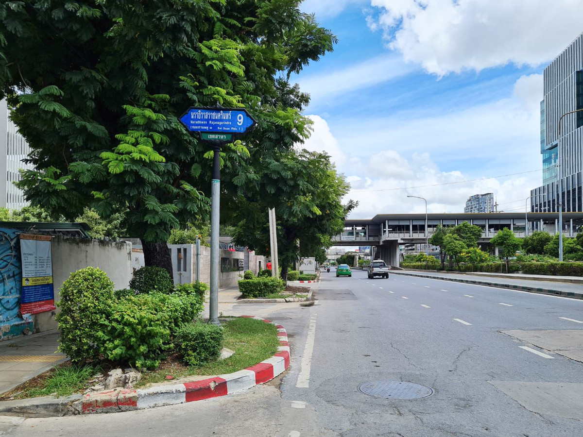 ขายบ้านสาทร นราธิวาส : ขายที่ดินพร้อมบ้านเดี่ยว 74 ตร.ว. สวนพลู 1 - นราธิวาส 9 ใจกลางสาทร สงบ เป็นส่วนตัว ใกล้ BTS ช่องนนทรี