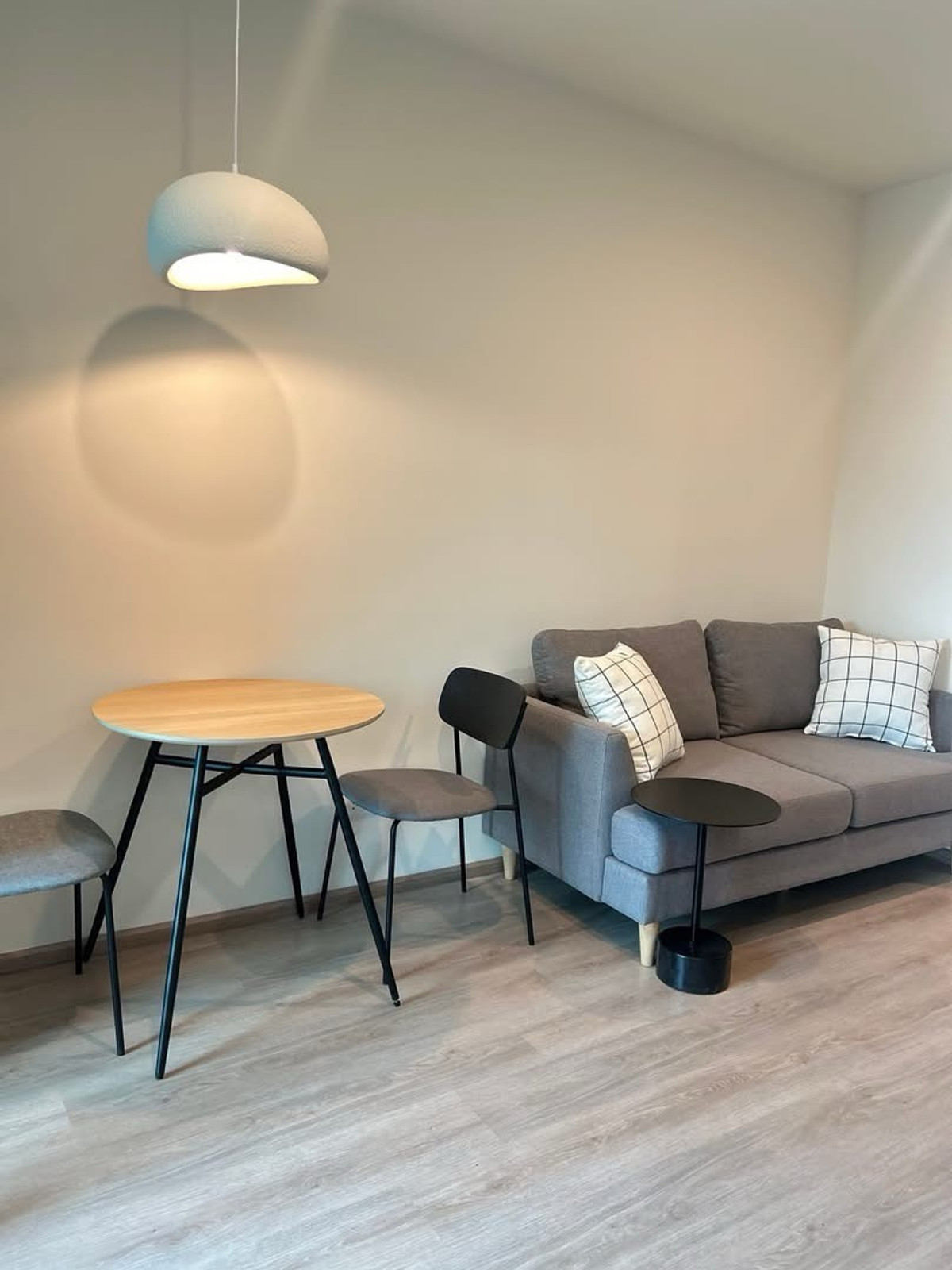 For RentCondoRama9, Petchburi, RCA : For rent Nue district R9