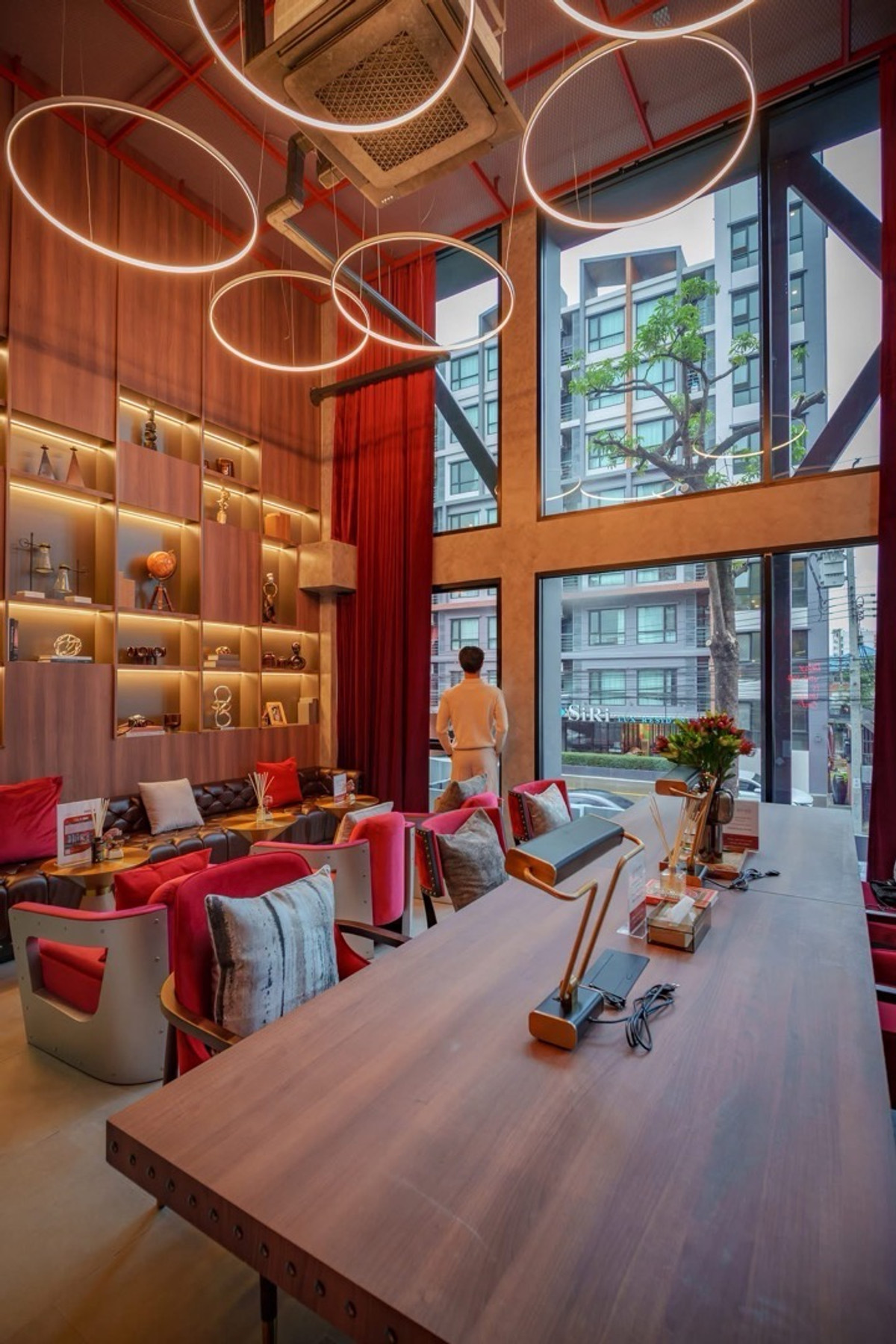 ขายคอนโดรัชดา ห้วยขวาง : 𝐌𝐀𝐑𝐎𝐎𝐍 𝐑𝐀𝐓𝐂𝐇𝐀𝐃𝐀 𝟑𝟐 𝐅𝐑𝐄𝐄 เงินดาวน์ 𝟎 บาท ผ่อนสบายๆ 𝟔,𝟗𝟎𝟎/เดือน ห้องใหม่ จากโครงการ ฟรีทึกค่าใช่จ่าย พร้อมเข้าอยู่ 