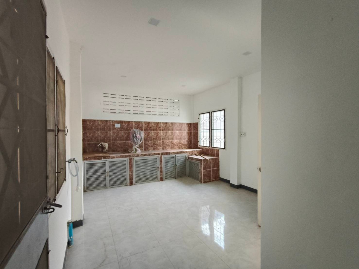 ขายบ้านขอนแก่น : ขายบ้านเดี่ยว 2 ชั้น พร้อมที่ดิน   ถ.สมหวังสังวาล ซอย 2 ต.ในเมือง อ.บ้านไผ่ จ.ขอนแก่น