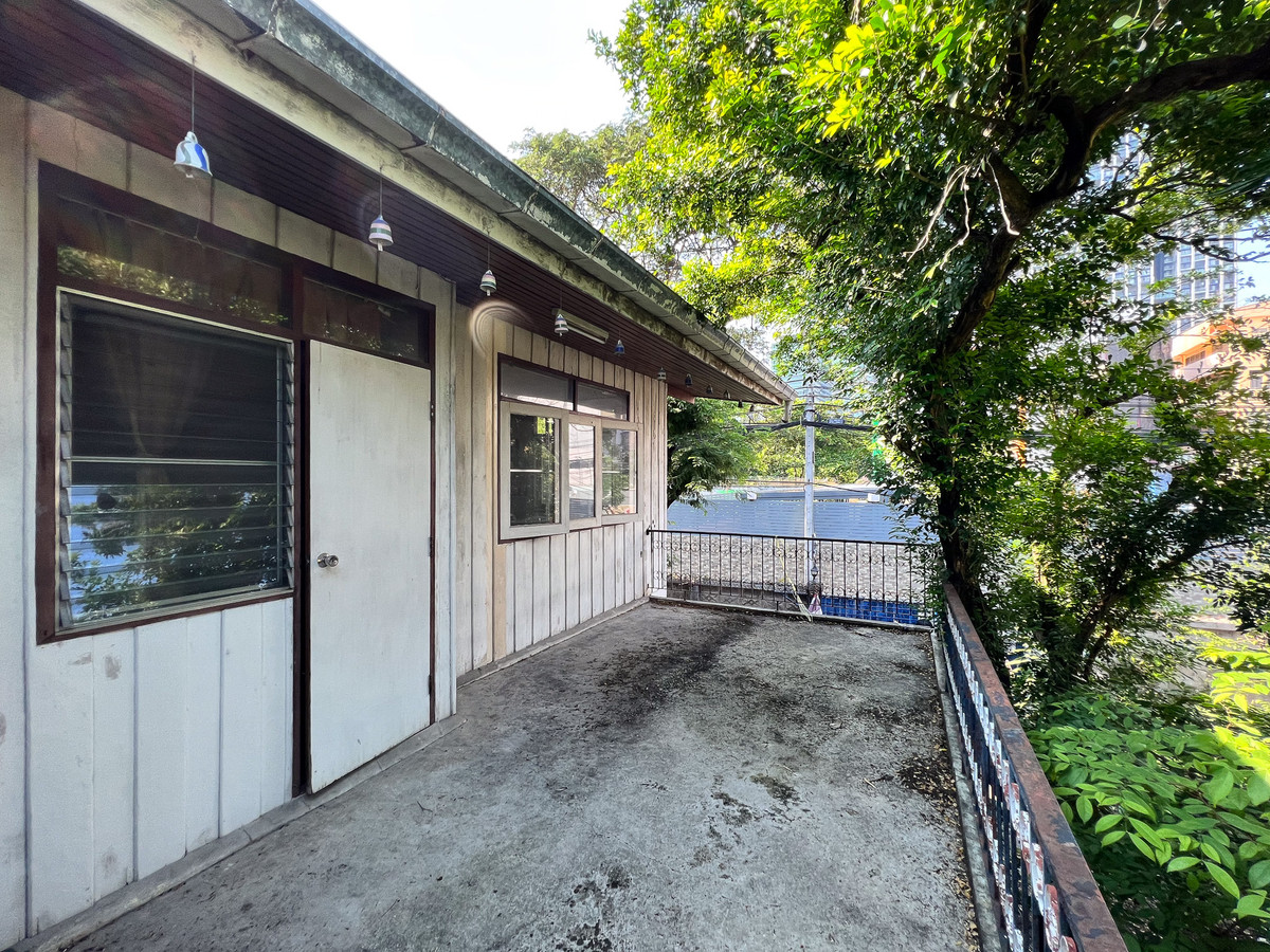 ขายบ้านสาทร นราธิวาส : ขายที่ดินพร้อมบ้านเดี่ยว 74 ตร.ว. สวนพลู 1 - นราธิวาส 9 ใจกลางสาทร สงบ เป็นส่วนตัว ใกล้ BTS ช่องนนทรี