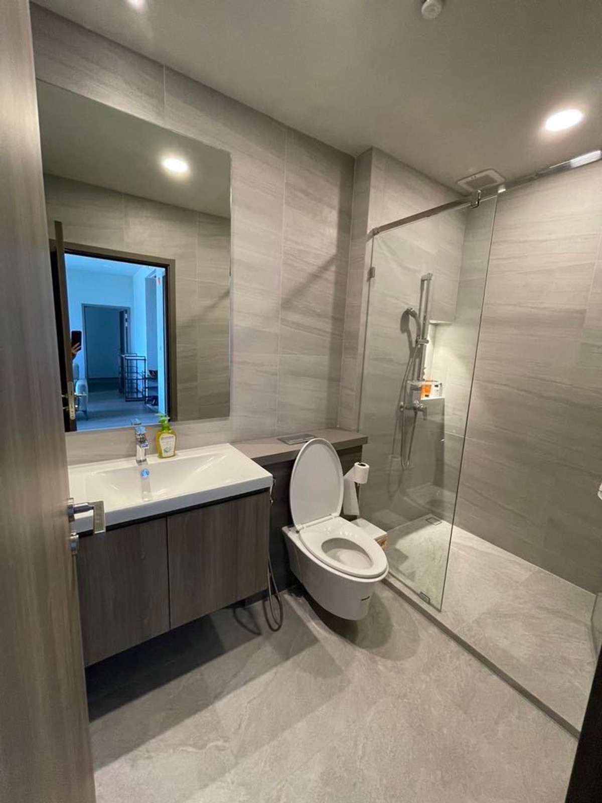 For RentCondoBangna, Bearing, Lasalle : Condo for rent, Whizdom The Forestias, near Mega Bangna, beautiful room, garden view, ready to move in.