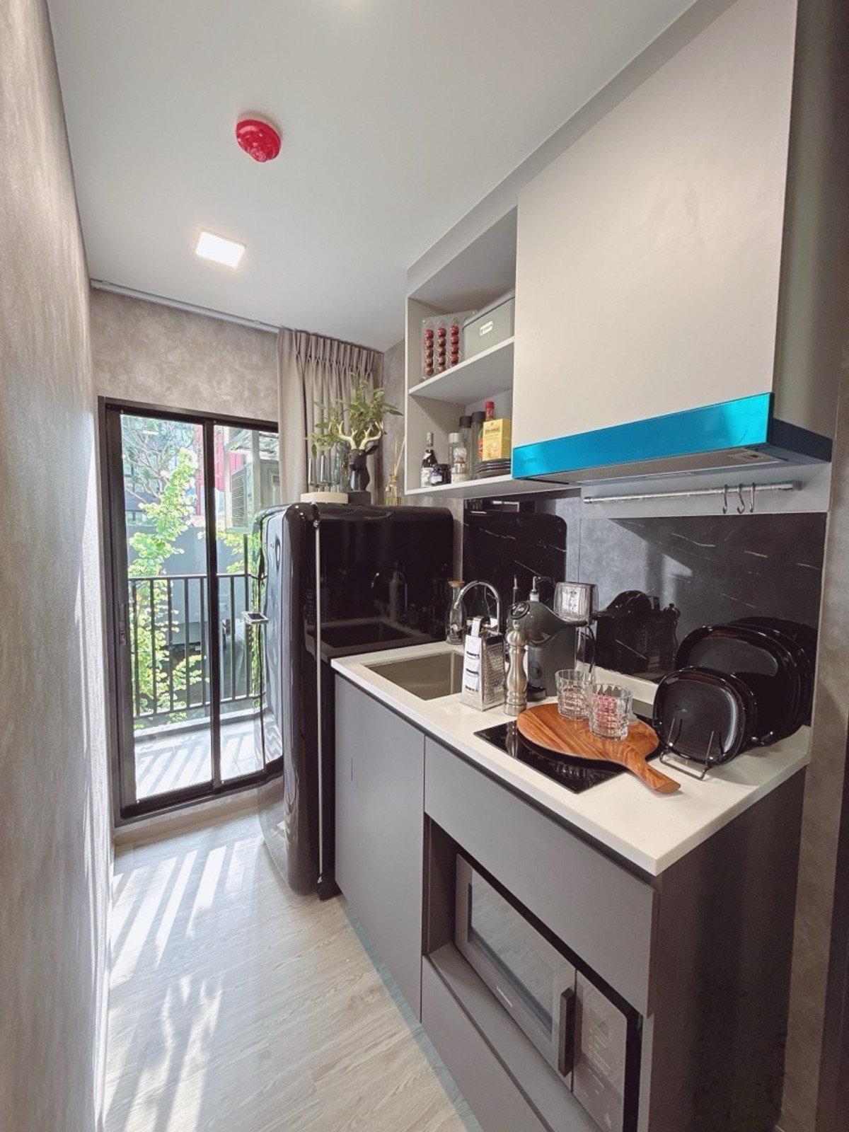 ขายคอนโดรัชดา ห้วยขวาง : 𝐌𝐀𝐑𝐎𝐎𝐍 𝐑𝐀𝐓𝐂𝐇𝐀𝐃𝐀 𝟑𝟐 𝐅𝐑𝐄𝐄 เงินดาวน์ 𝟎 บาท ผ่อนสบายๆ 𝟔,𝟗𝟎𝟎/เดือน ห้องใหม่ จากโครงการ ฟรีทึกค่าใช่จ่าย พร้อมเข้าอยู่ 