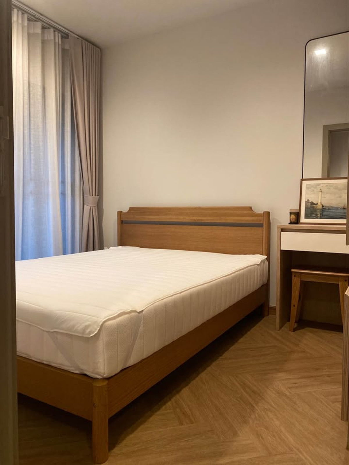 ขายคอนโดพระราม 9 เพชรบุรีตัดใหม่ RCA : ขายพร้อมผู้เช่า Life Asoke Rama 9 ราคา 4,900,000 บาท [JZs260212]