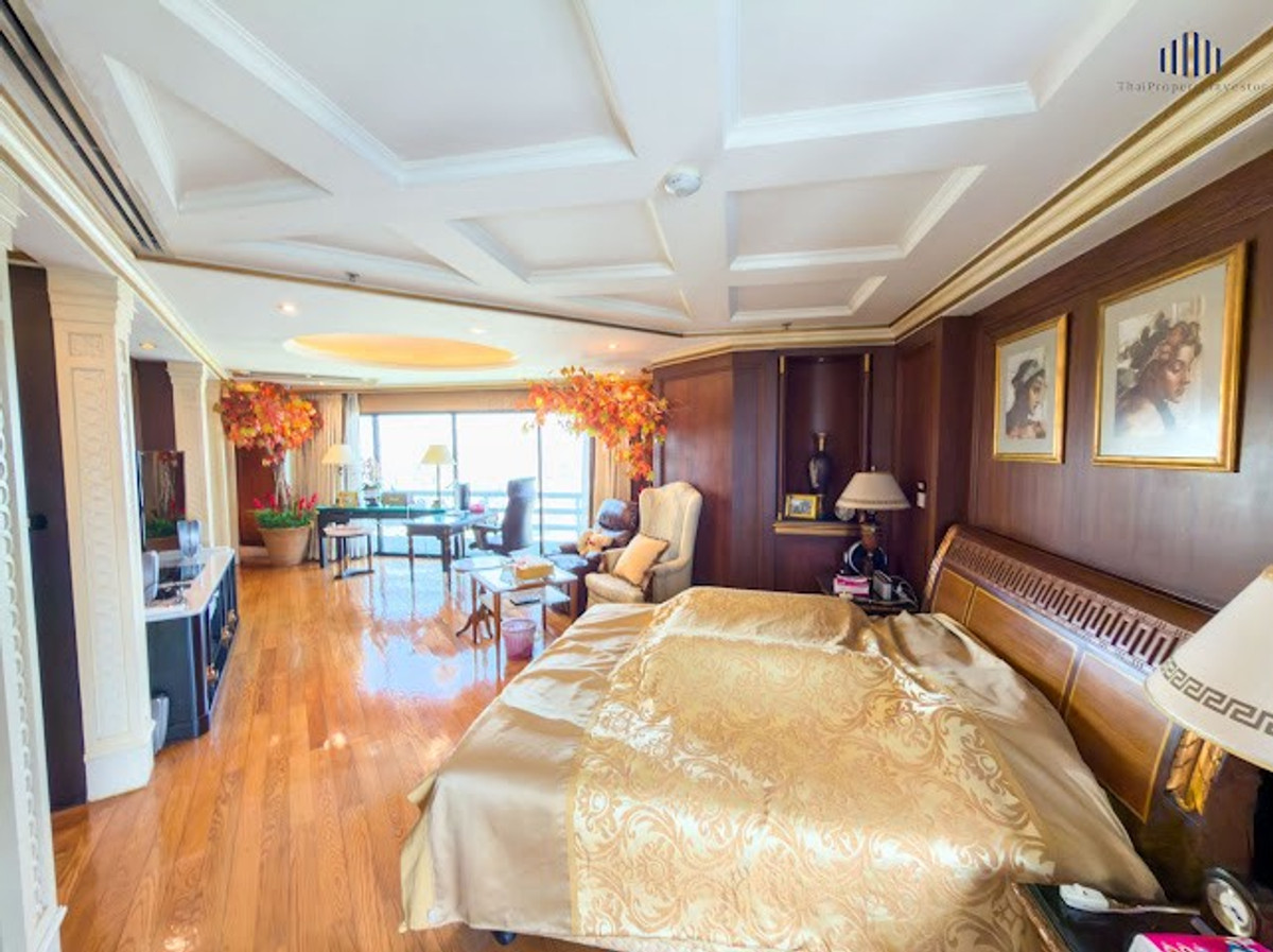 For SaleCondoRama3 (Riverside),Satupadit : Large unit on the 33rd floor, beautifully and luxuriously decorated, great value with Chao Phraya River view! Condo for sale at Salintara Condominium Rama 3, size 225.31 sq.m., near Terminal 21 Rama 3. Urgent sale.