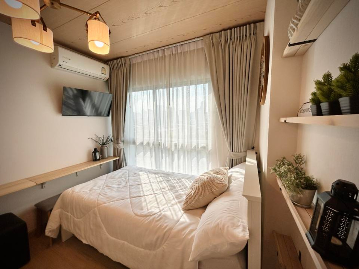 For RentCondoRama9, Petchburi, RCA : Condo for rent, 3 bedrooms, near MRT Rama 9: Suplalai Veranda Rama 9 project, very beautifully decorated, ready to move in, only 100k!!