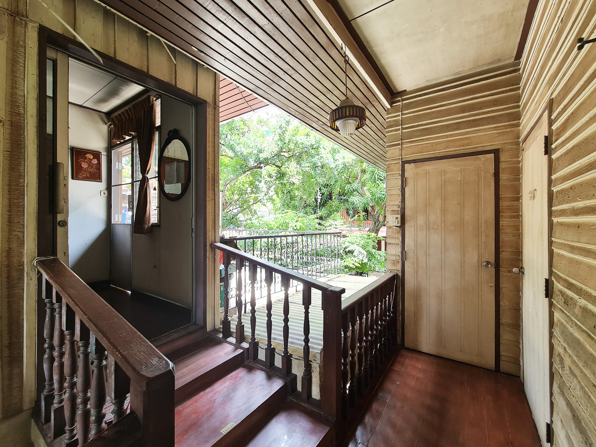 ขายบ้านสาทร นราธิวาส : ขายที่ดินพร้อมบ้านเดี่ยว 74 ตร.ว. สวนพลู 1 - นราธิวาส 9 ใจกลางสาทร สงบ เป็นส่วนตัว ใกล้ BTS ช่องนนทรี