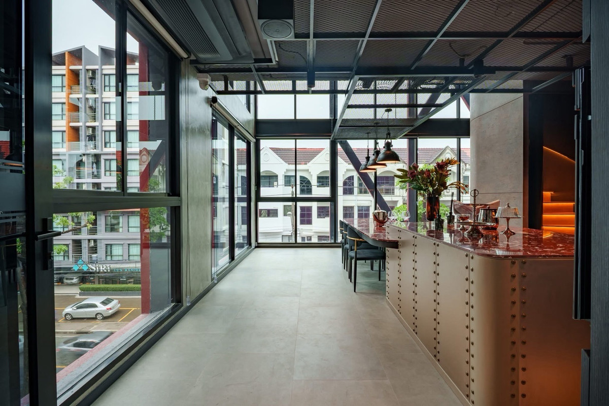 ขายคอนโดรัชดา ห้วยขวาง : 𝐌𝐀𝐑𝐎𝐎𝐍 𝐑𝐀𝐓𝐂𝐇𝐀𝐃𝐀 𝟑𝟐 𝐅𝐑𝐄𝐄 เงินดาวน์ 𝟎 บาท ผ่อนสบายๆ 𝟔,𝟗𝟎𝟎/เดือน ห้องใหม่ จากโครงการ ฟรีทึกค่าใช่จ่าย พร้อมเข้าอยู่ 