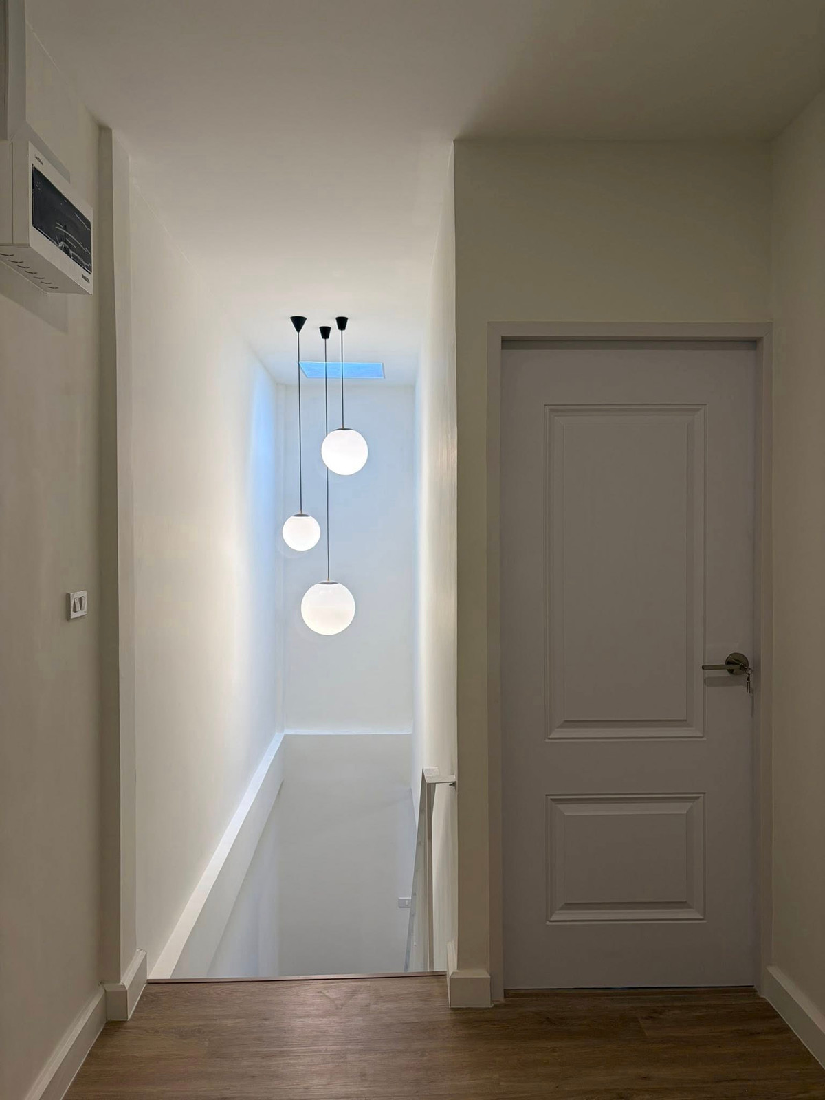 ให้เช่าทาวน์โฮมโชคชัย4 ลาดพร้าว71 : RH031026 ให้เช่า ทาวน์เฮาส์ 2 ชั้น รีโนเวทใหม่ ย่าน ลาดพร้าว เฟอร์นิเจอร์ครบ