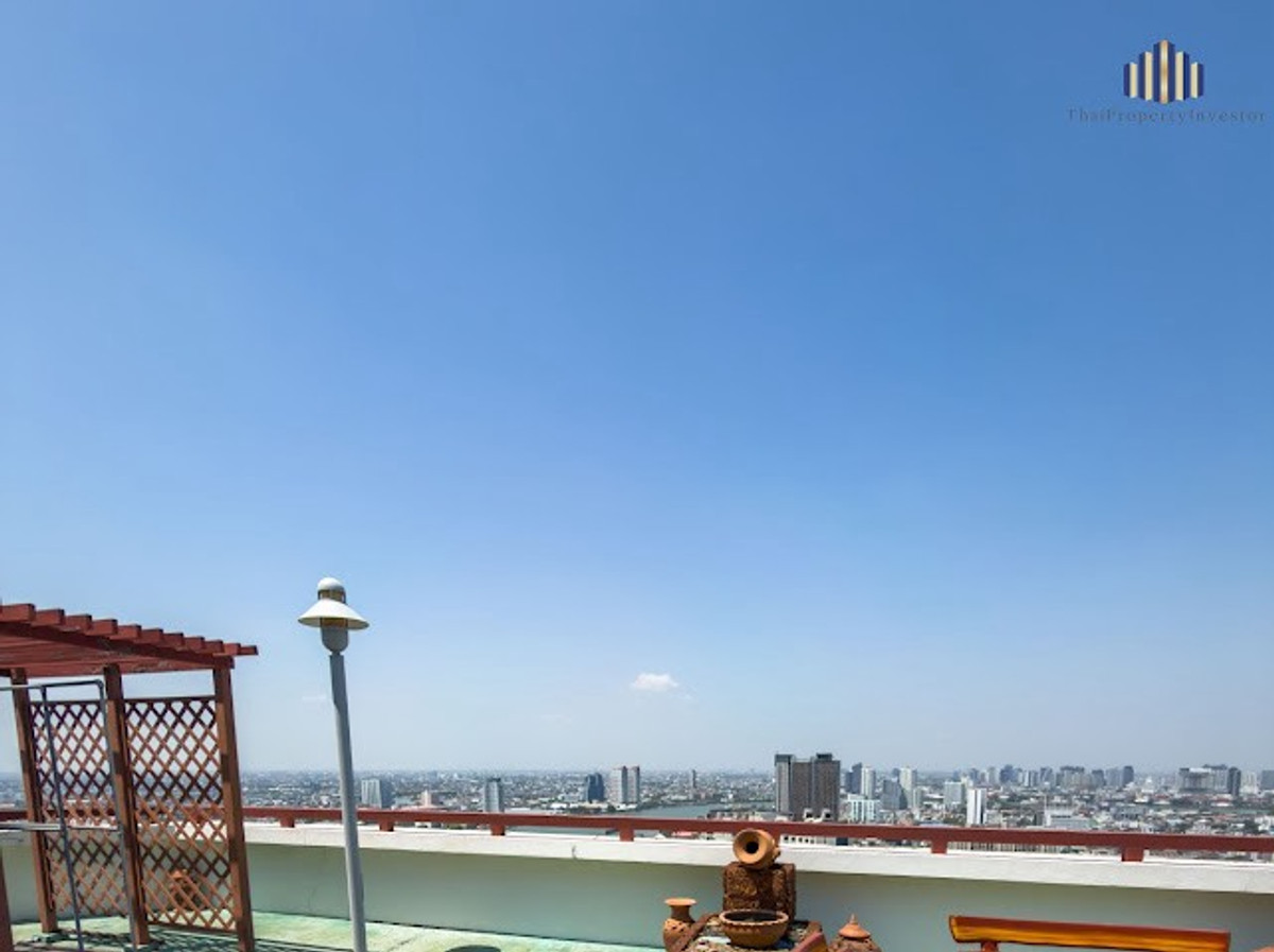 For SaleCondoRama3 (Riverside),Satupadit : Large unit on the 33rd floor, beautifully and luxuriously decorated, great value with Chao Phraya River view! Condo for sale at Salintara Condominium Rama 3, size 225.31 sq.m., near Terminal 21 Rama 3. Urgent sale.
