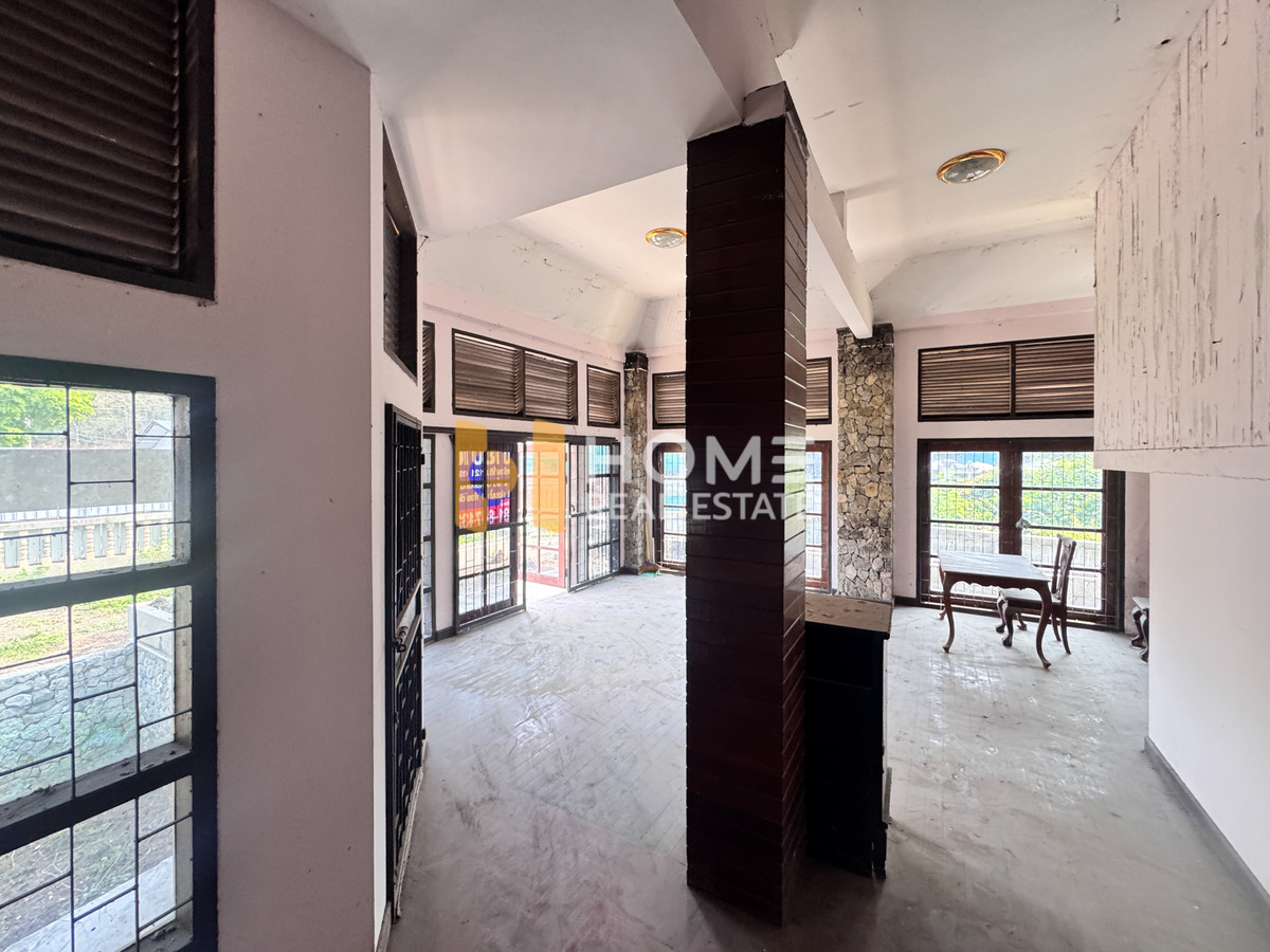 ขายบ้านศรีราชา แหลมฉบัง บ้านบึง : ที่ดินพร้อมบ้าน 121 ตารางวา บ้านไร่ดินแดงซอย 9 / 4 ห้องนอน (ขาย), Land with house 121 square wah Ban Rai Din Daeng Soi 9 / 4 Bedrooms (FOR SALE) YEAN128