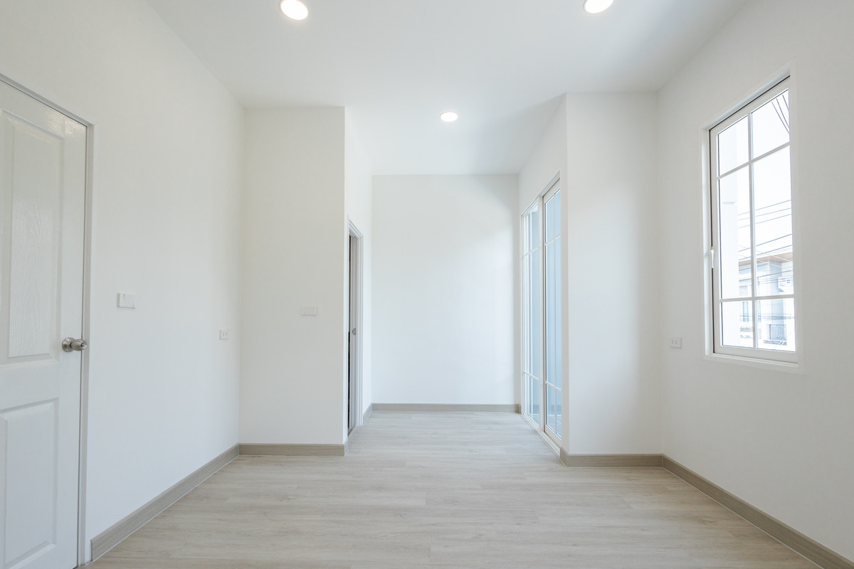 ขายทาวน์โฮมลาดกระบัง สุวรรณภูมิ : 🏡 ทาวน์โฮมหลังมุม ทำเลดีในโครงการ Golden Town3 บางนา–สวนหลวง