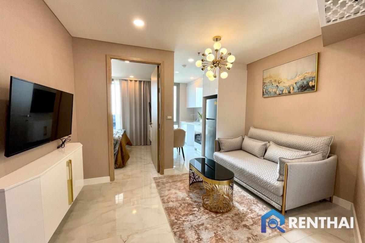 For SaleCondoPattaya, Bangsaen, Chonburi : This fully furnished 1-bedroom condominium