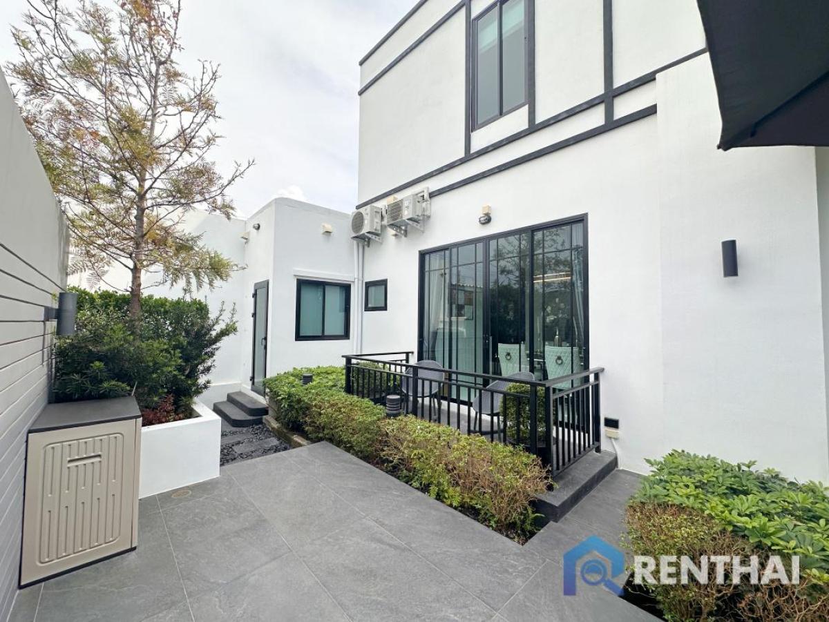 For SaleTownhomePattaya, Bangsaen, Chonburi : Glam Boonsampan 6 – Premium 2-Storey Semi-Detached Homes in Central Pattaya