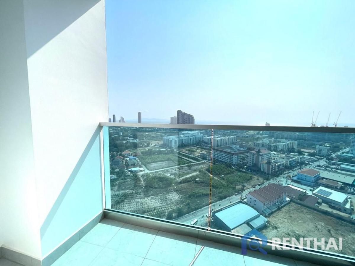 For SaleCondoPattaya, Bangsaen, Chonburi : A Perfect for stylish living or  smart investment