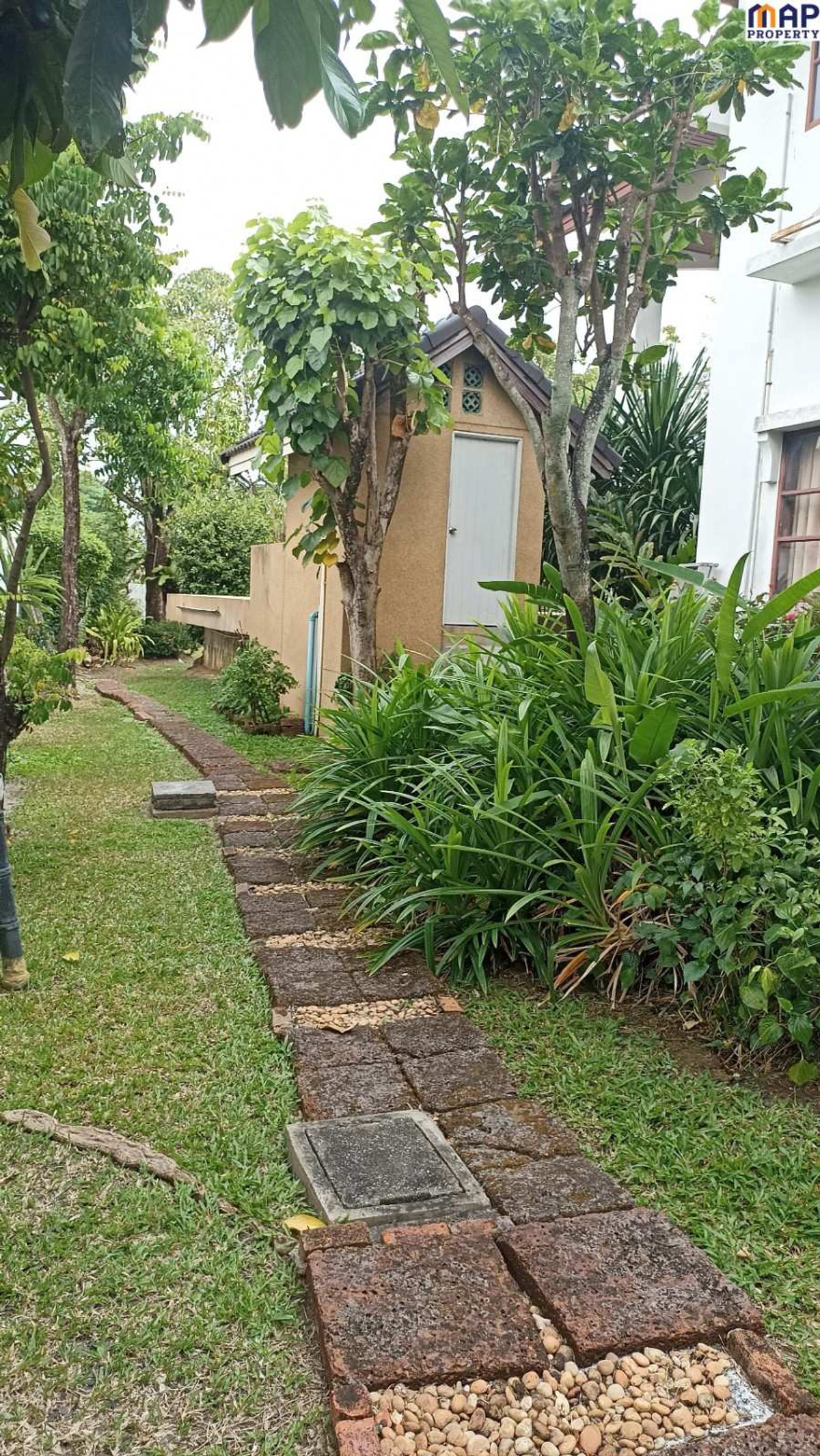 For SaleHouseMin Buri, Romklao : Two-story detached house on a 493 sq.wa. plot. Excellent location