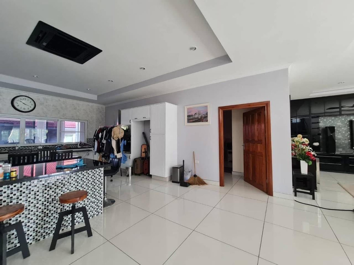 ขายบ้านพัทยา บางแสน ชลบุรี สัตหีบ : บ้านพร้อมที่ดิน แกรนด์ วัลเลย์ พัทยา / 4 ห้องนอน (ขาย), House with land Grand Valley Pattaya / 4 Bedrooms (FOR SALE) BEWN072