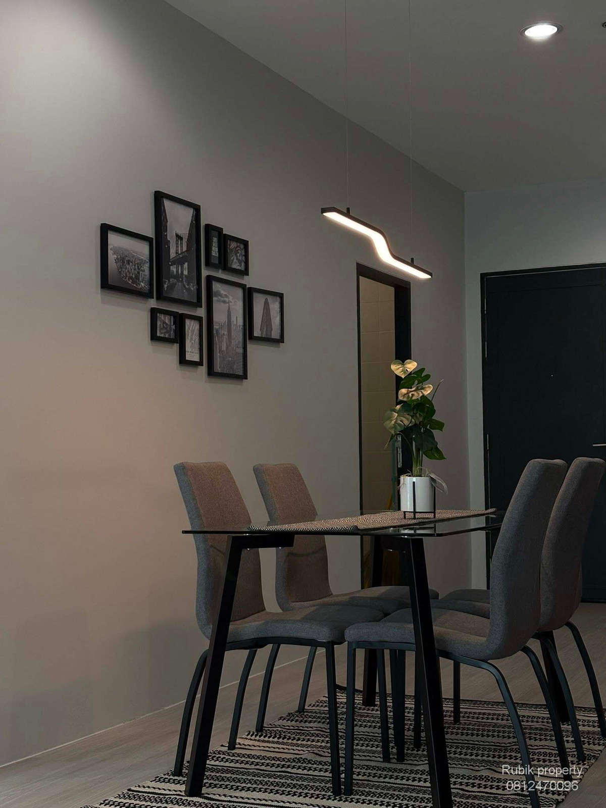 ให้เช่าคอนโดราชเทวี พญาไท : ให้เช่าห้องใหญ่ 114 ตรม ใจกลาง กรุงเทพมหานคร เพียง 42,000 บาท/เดือน! RB1750