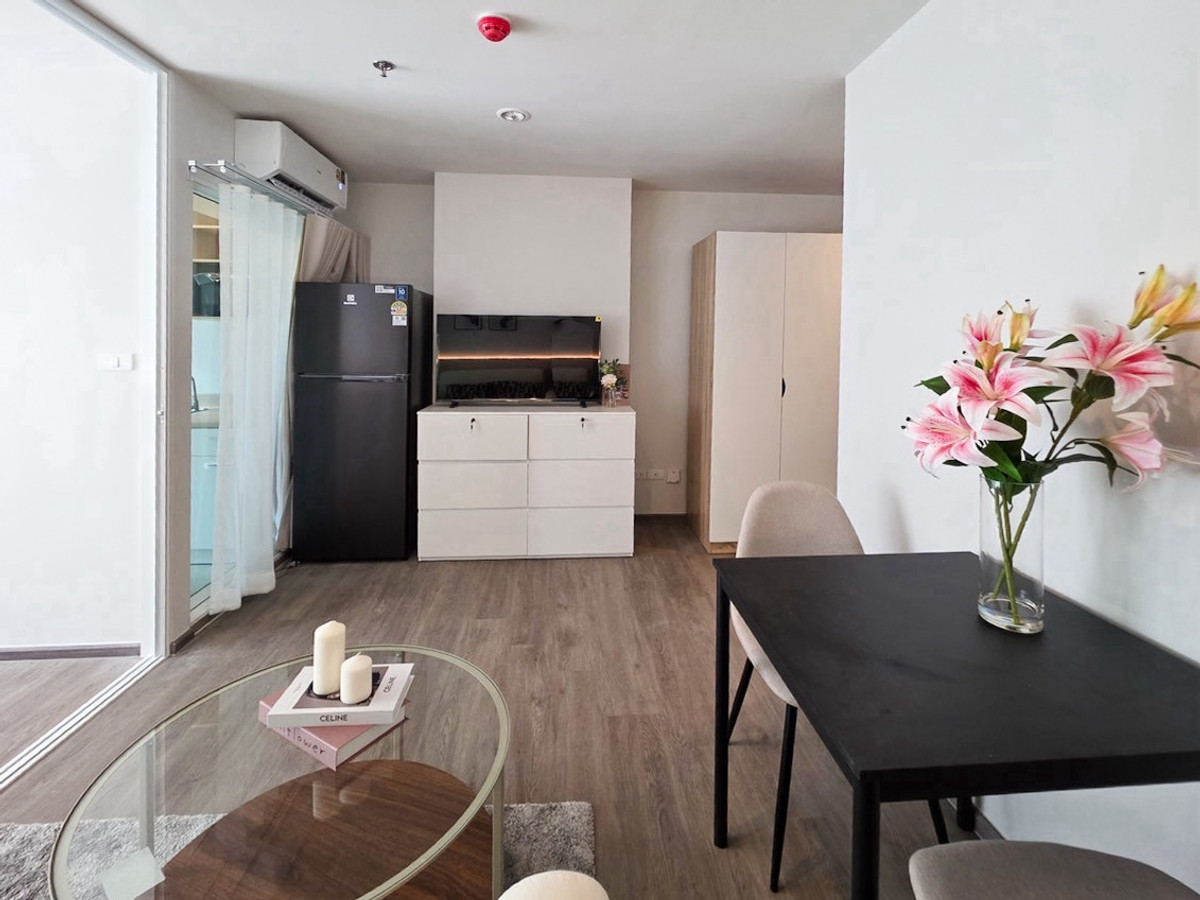 ให้เช่าคอนโดบางนา แบริ่ง ลาซาล : ให้เช่า Regent Home Bangna  1 ห้องนอน 1 ห้องน้ำ ห้องตกแต่งสวยมาก *350 ม.BTS บางนา