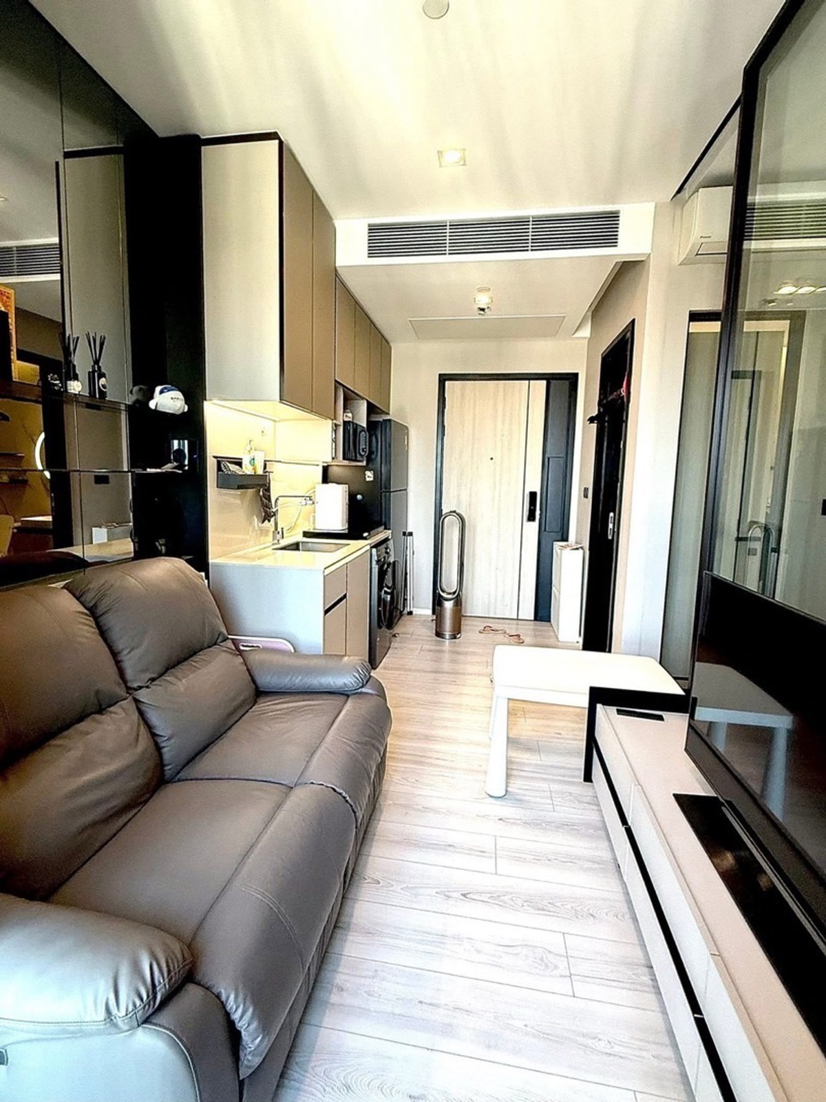 For RentCondoRatchathewi,Phayathai : For rent, The room phayathai, 34th floor, size 29 sq m, 1 bedroom, 1 bathroom, price 22,000 baht, ready to move in, negotiable🔥