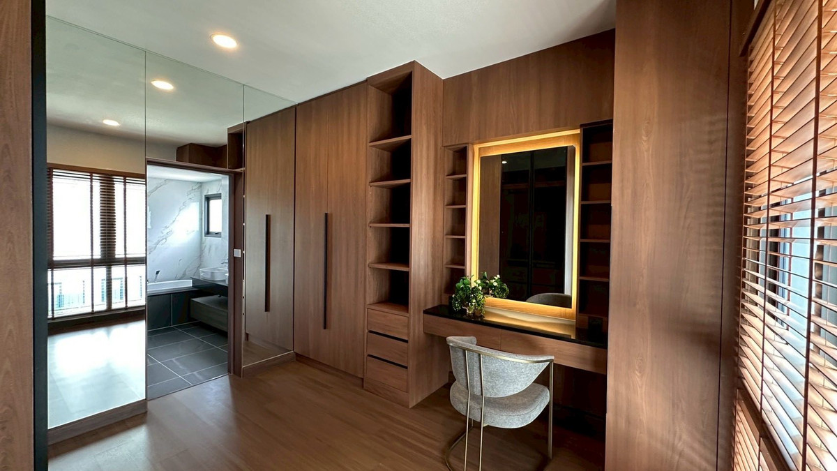 ให้เช่าบ้านบางนา แบริ่ง ลาซาล : ปล่อยเช่าบ้านเดี่ยวหรู 2ชั้น ใหม่แกะกล่อง✨ติดMega บางนา : โครงการ The City Bangna : ดีไซน์สวย เพดานสูงโปร่ง พร้อมห้องแม่บ้าน